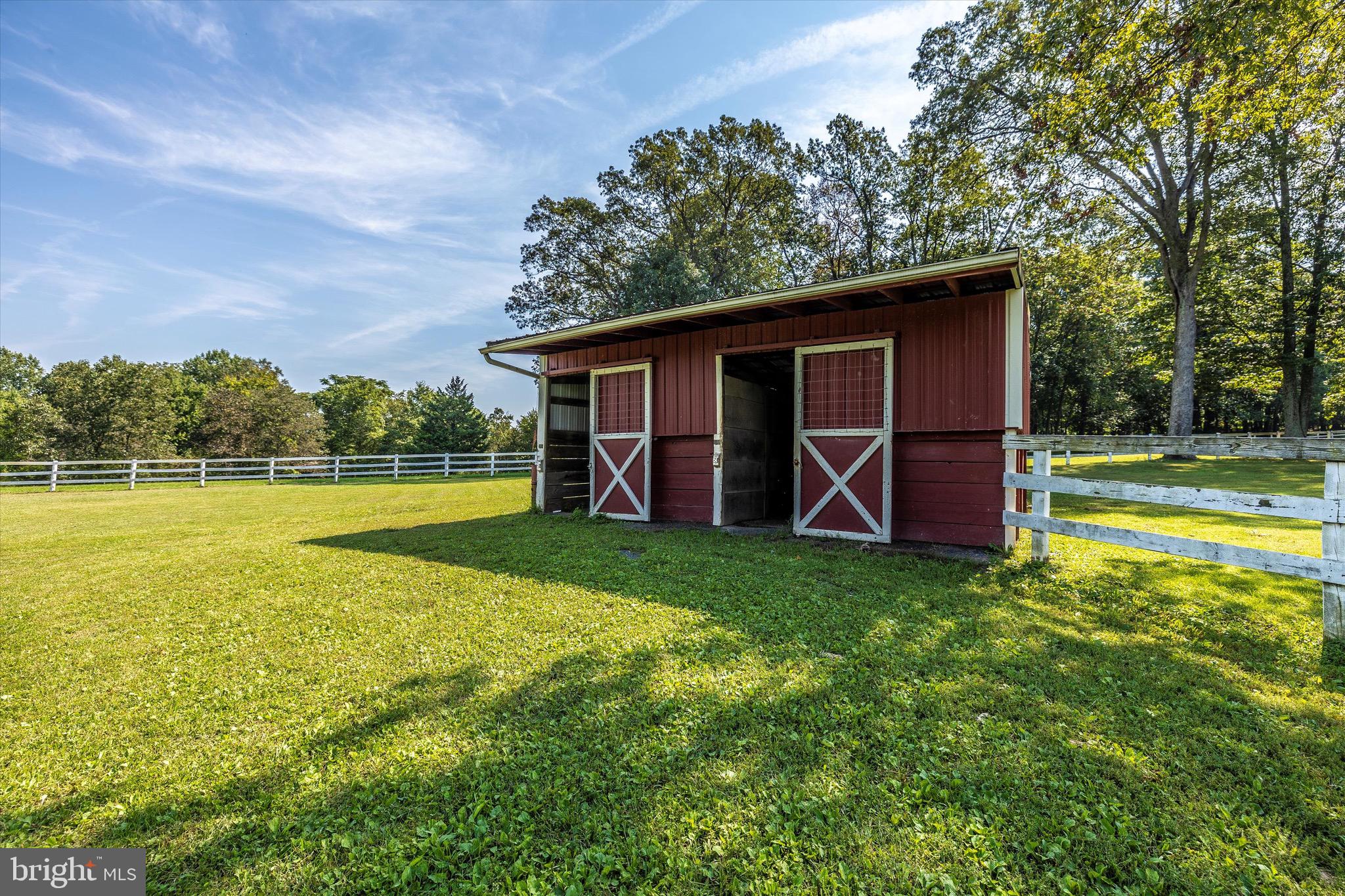 BARNESVILLE OUTSIDE - Residential