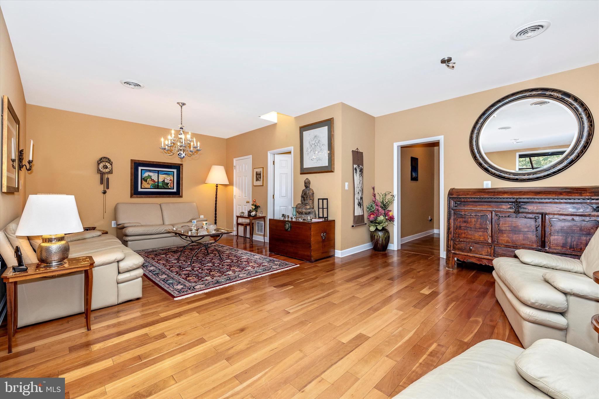 BARNESVILLE OUTSIDE - Residential