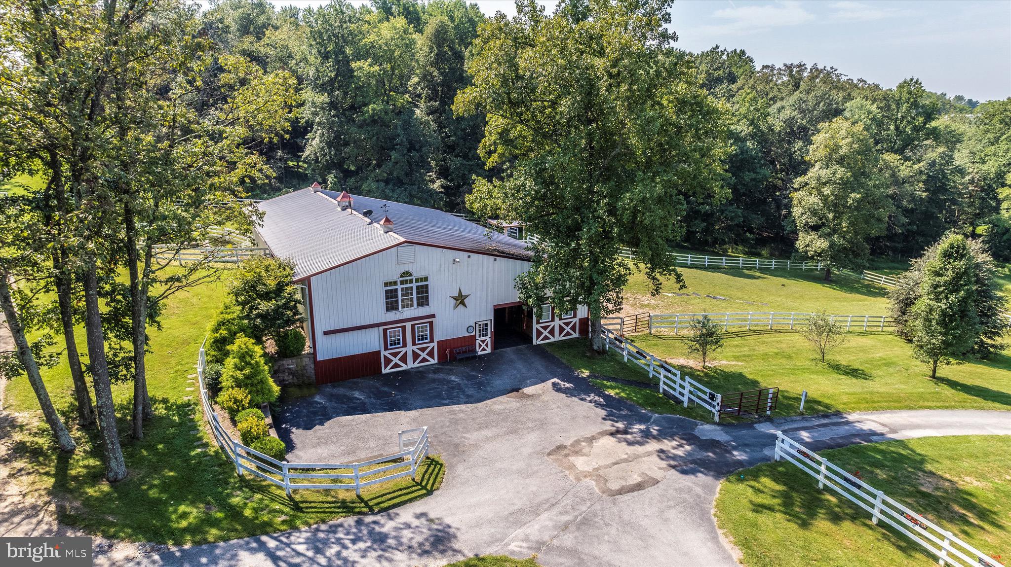 BARNESVILLE OUTSIDE - Residential