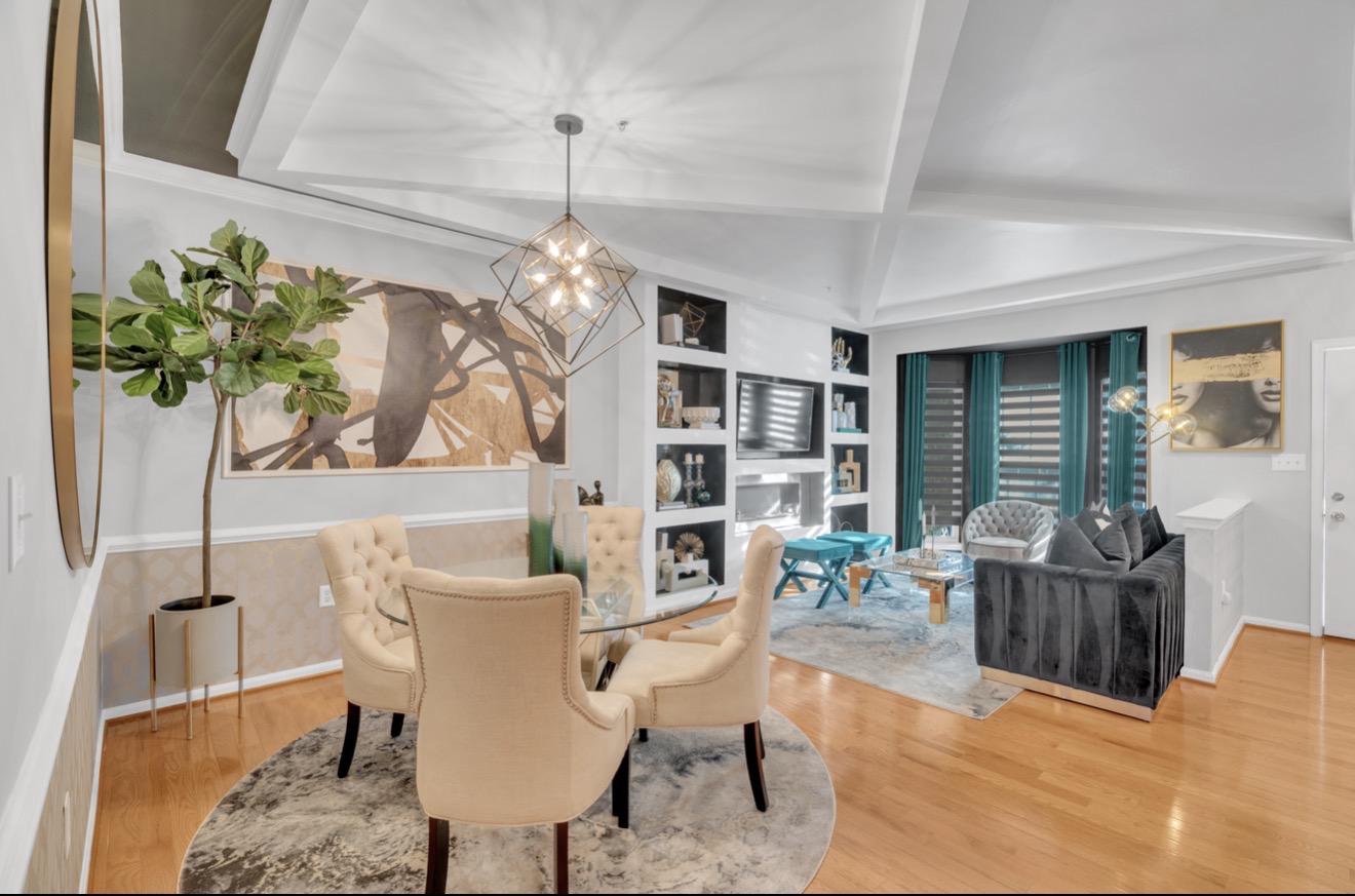 7102 MAD ANTHONY COURT