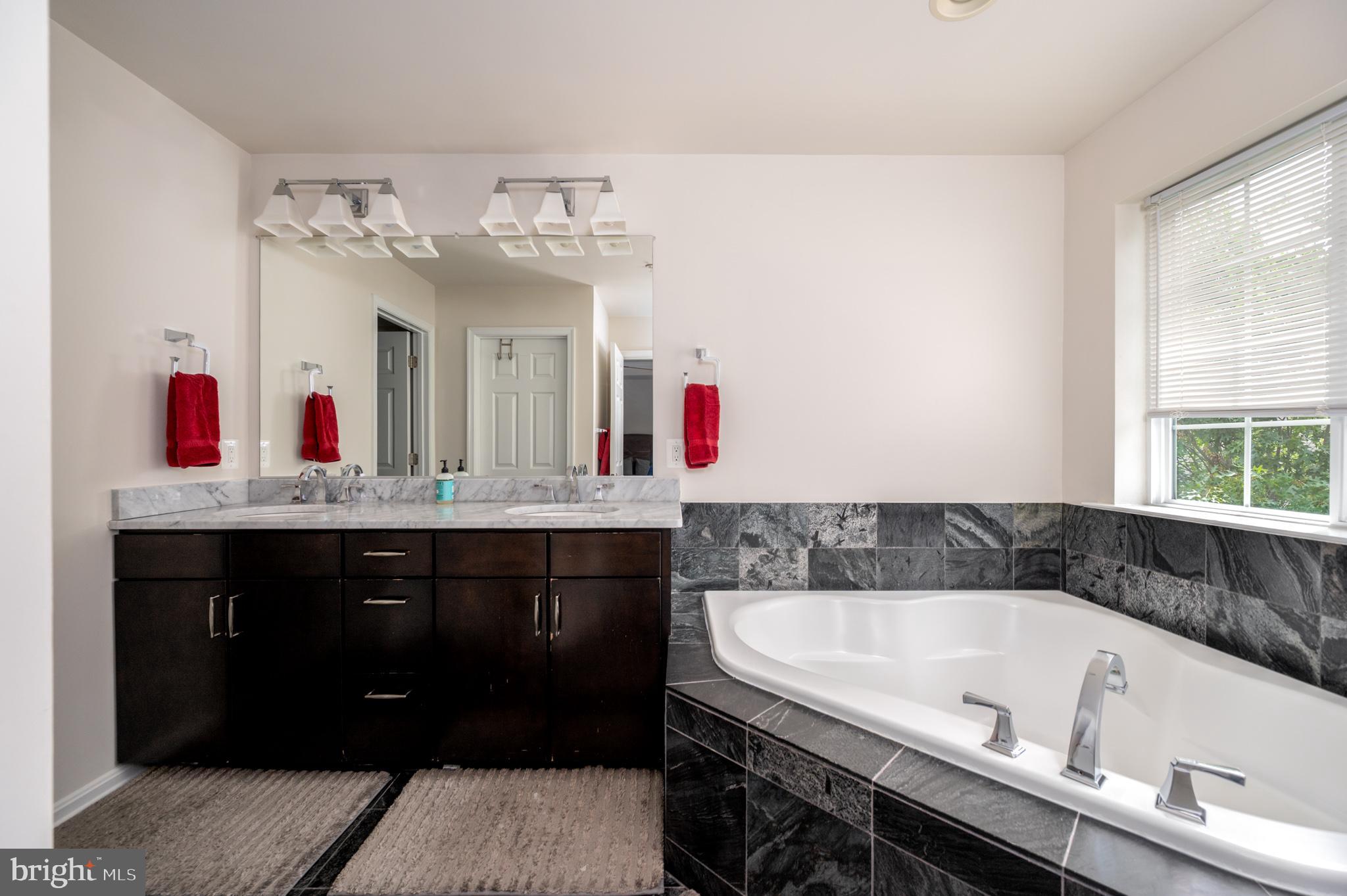 SUMMER HAVEN - Residential