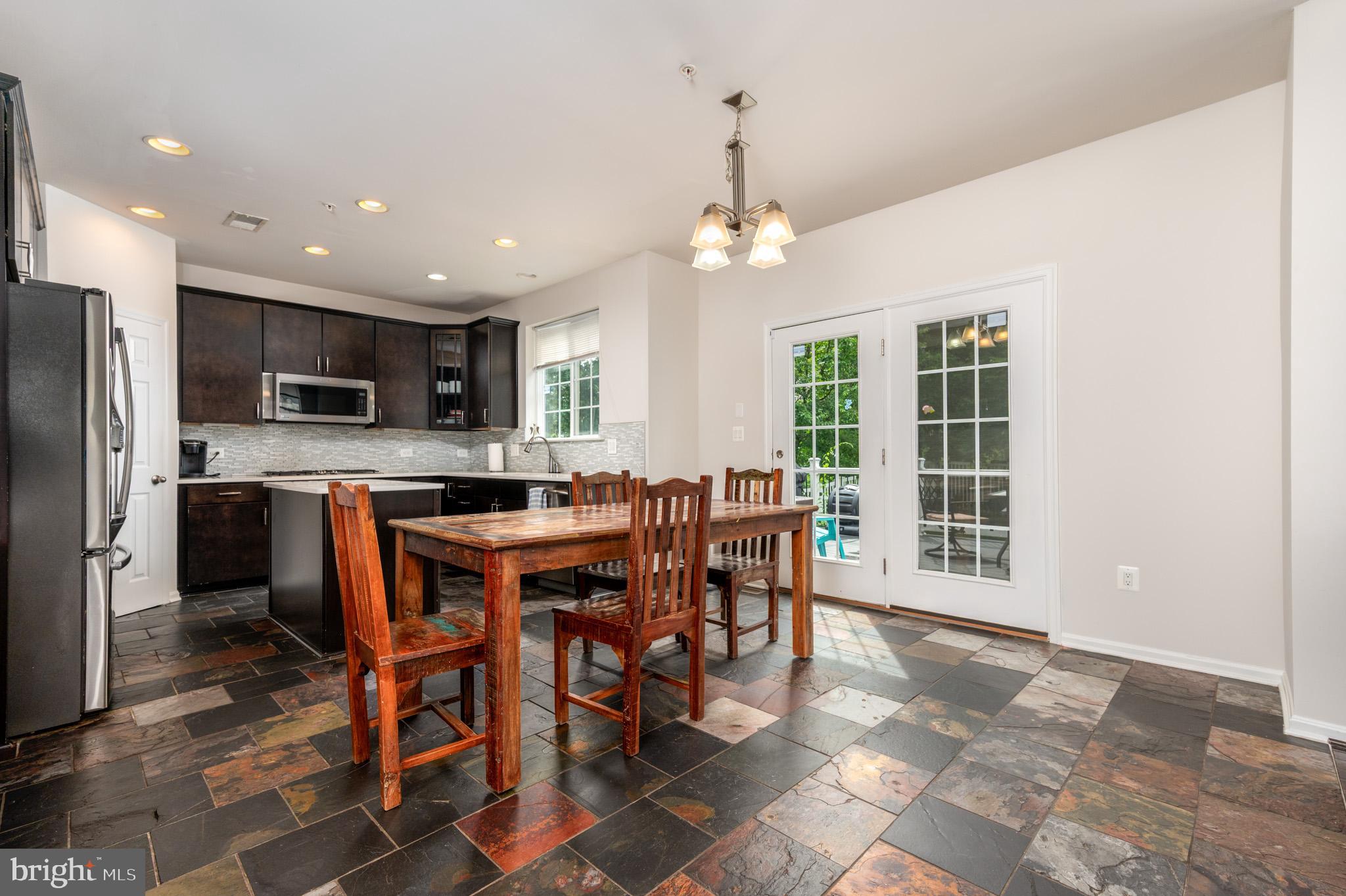 SUMMER HAVEN - Residential