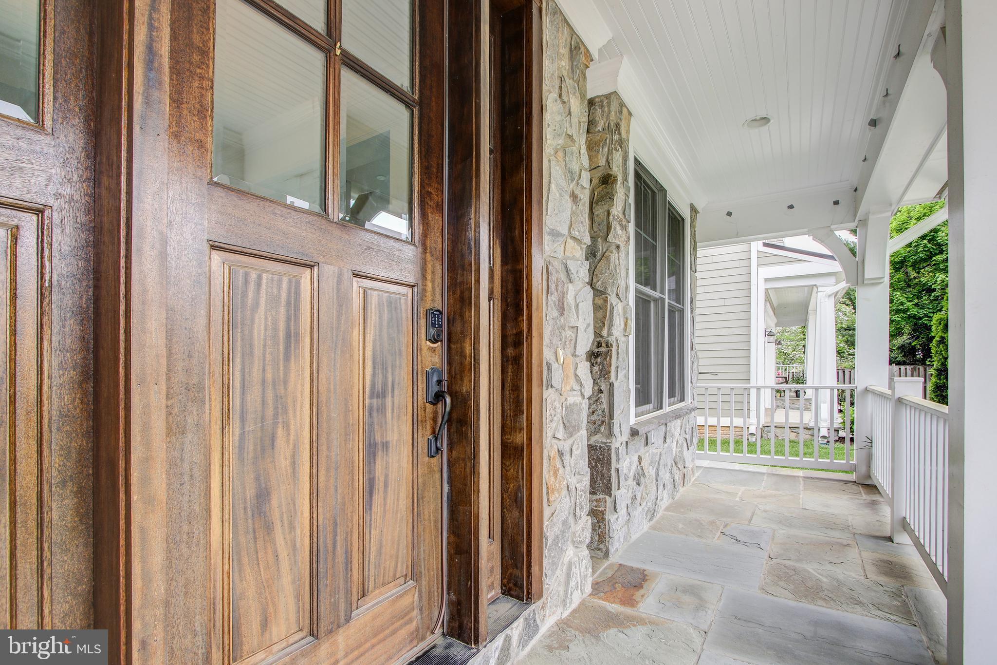 ALTA VISTA - Residential Lease