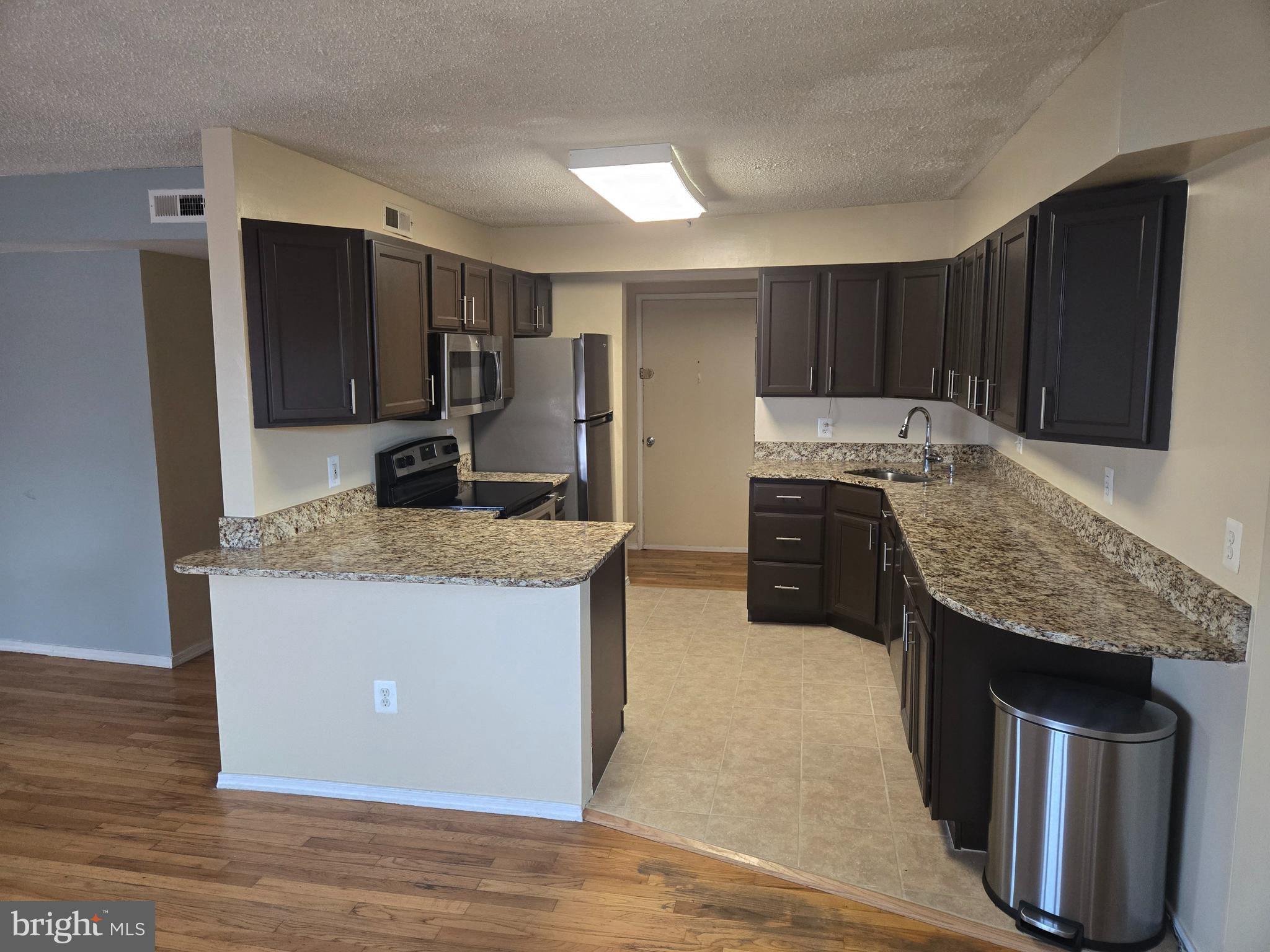 MOUNT VERNON - Residential Lease