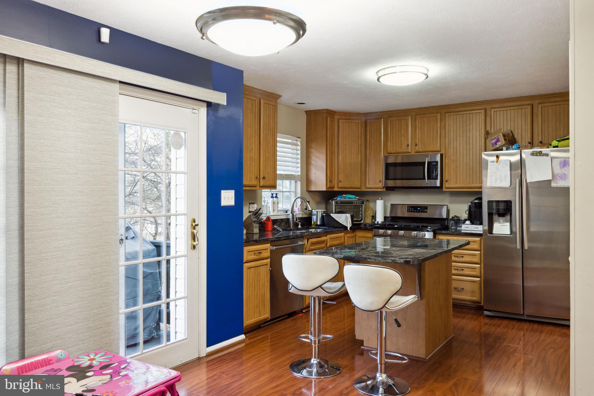 PIKESWOOD VILLAGE - Residential