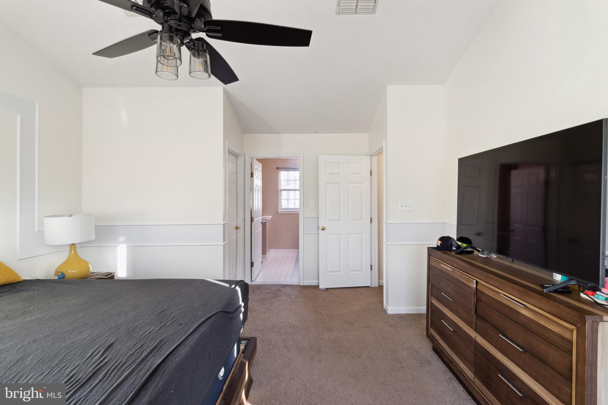 PIKESWOOD VILLAGE - Residential