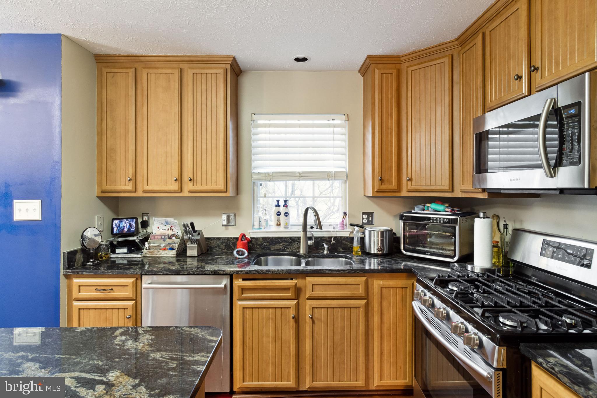 PIKESWOOD VILLAGE - Residential