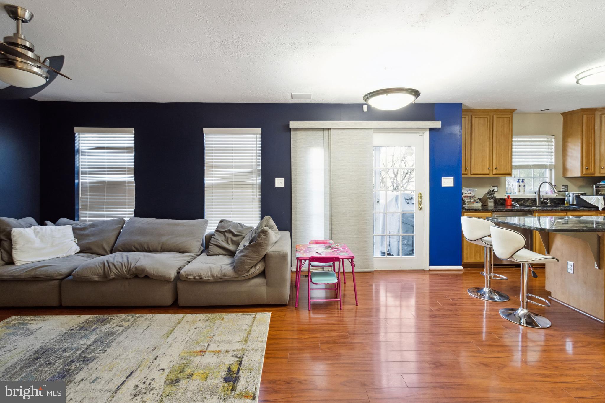 PIKESWOOD VILLAGE - Residential