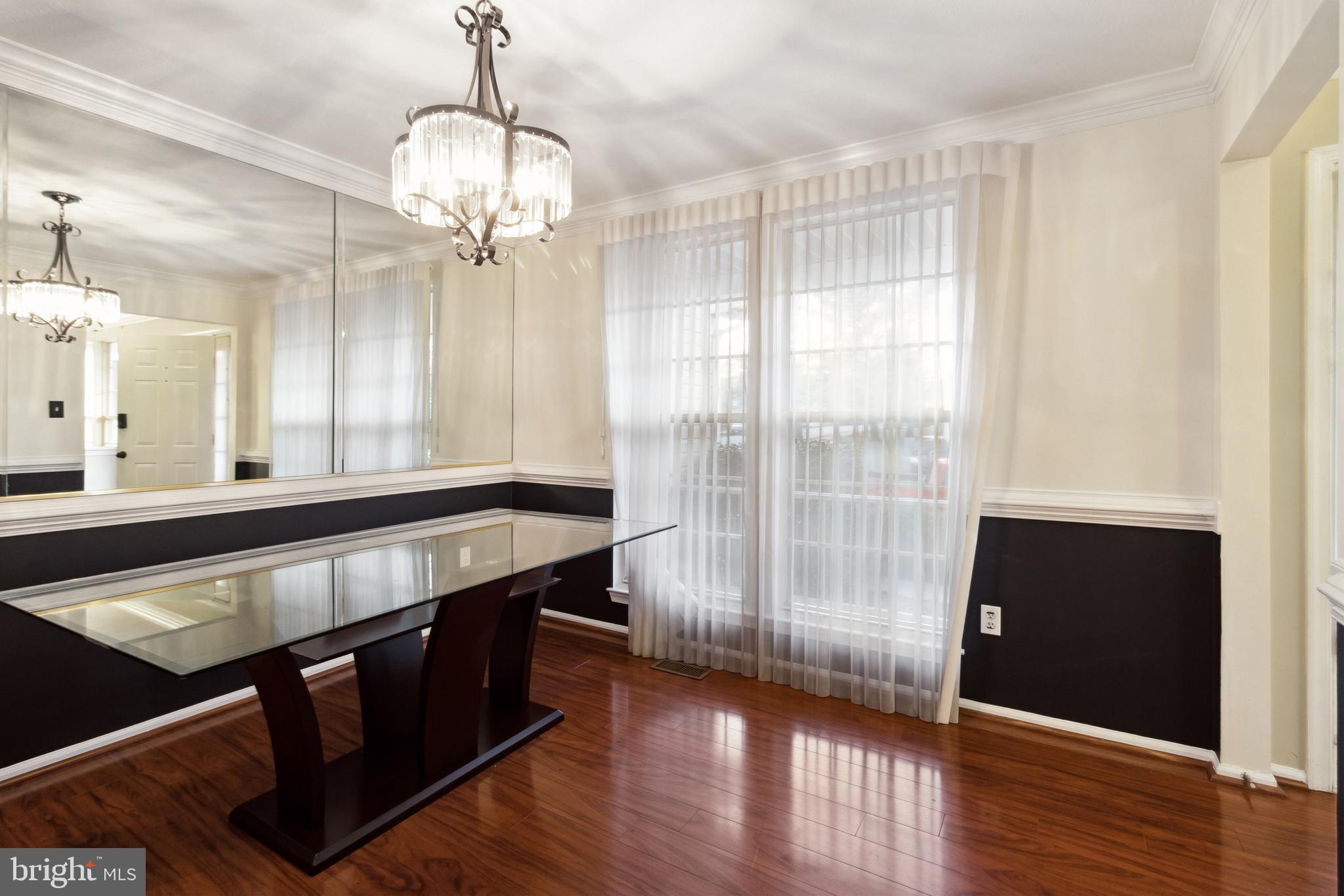 PIKESWOOD VILLAGE - Residential