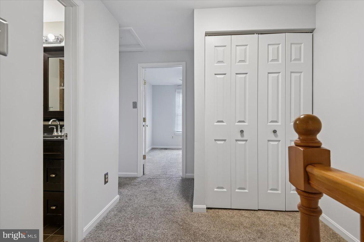 VILLAGE OF THOMAS RUN - Residential