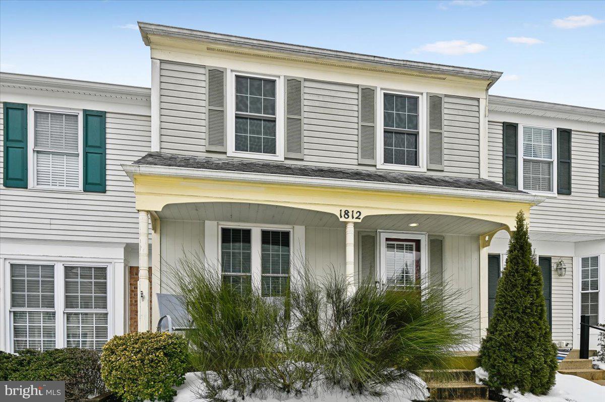 VILLAGE OF THOMAS RUN - Residential