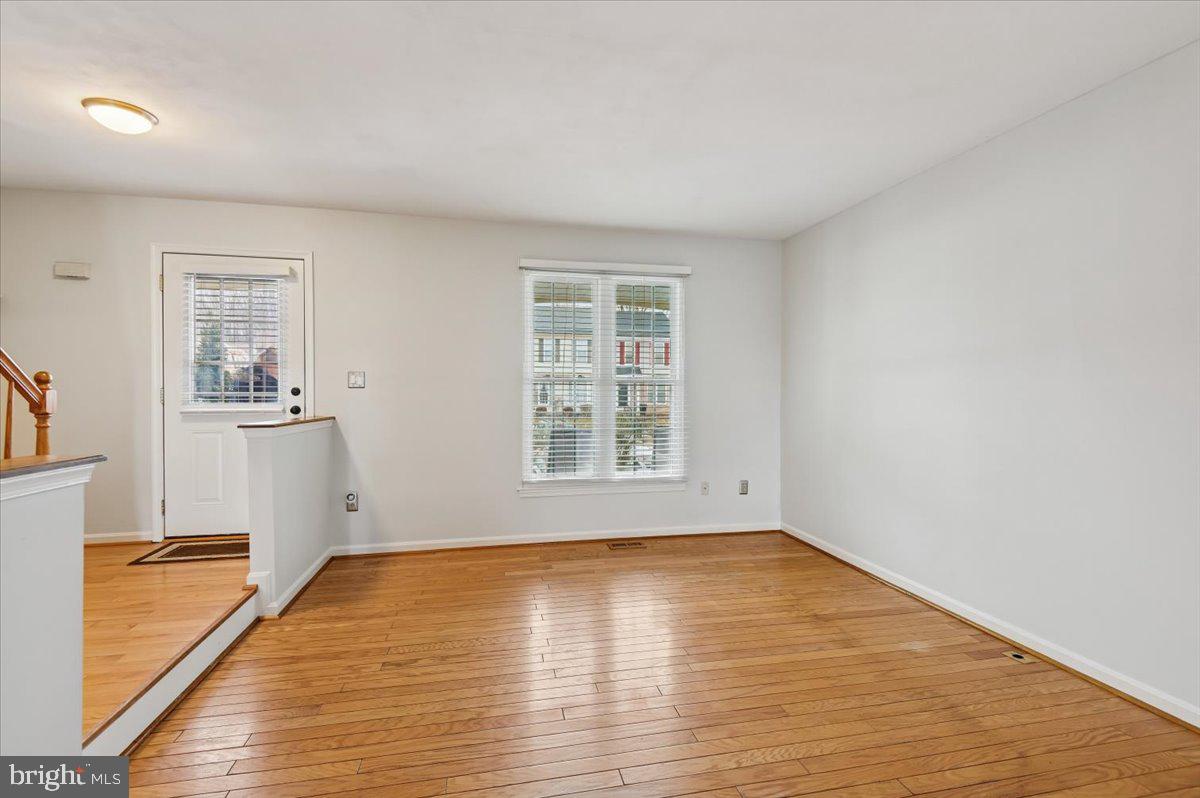 VILLAGE OF THOMAS RUN - Residential