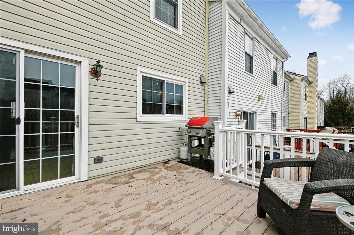 VILLAGE OF THOMAS RUN - Residential