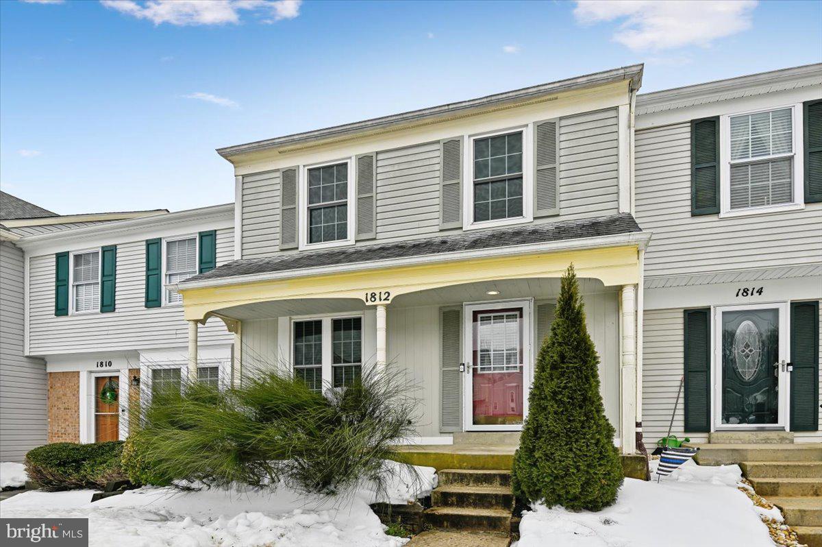 VILLAGE OF THOMAS RUN - Residential