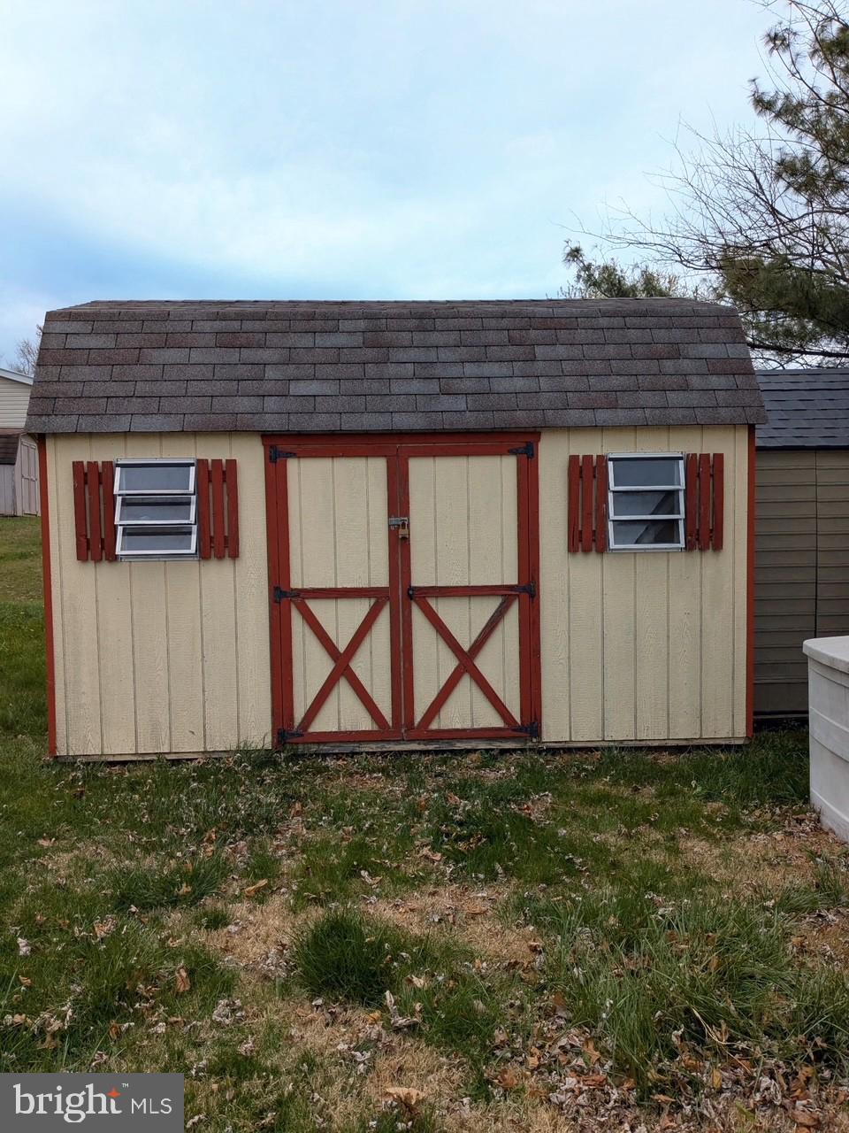 PLEASANT HILLS TR - Residential