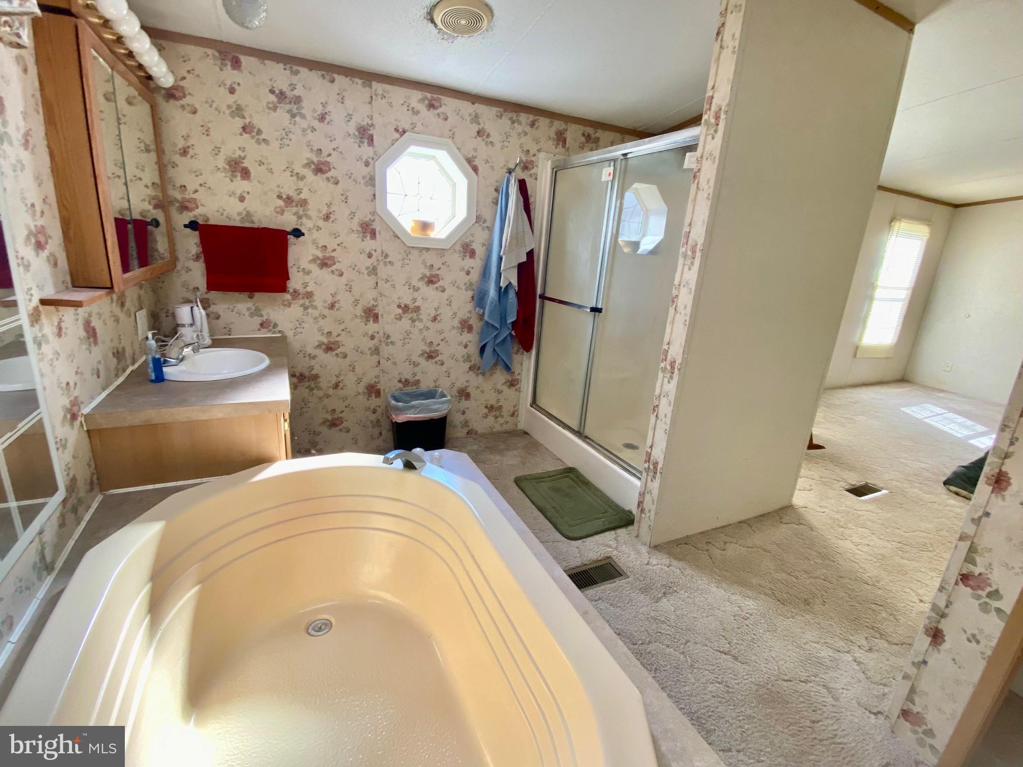 PLEASANT HILLS TR - Residential