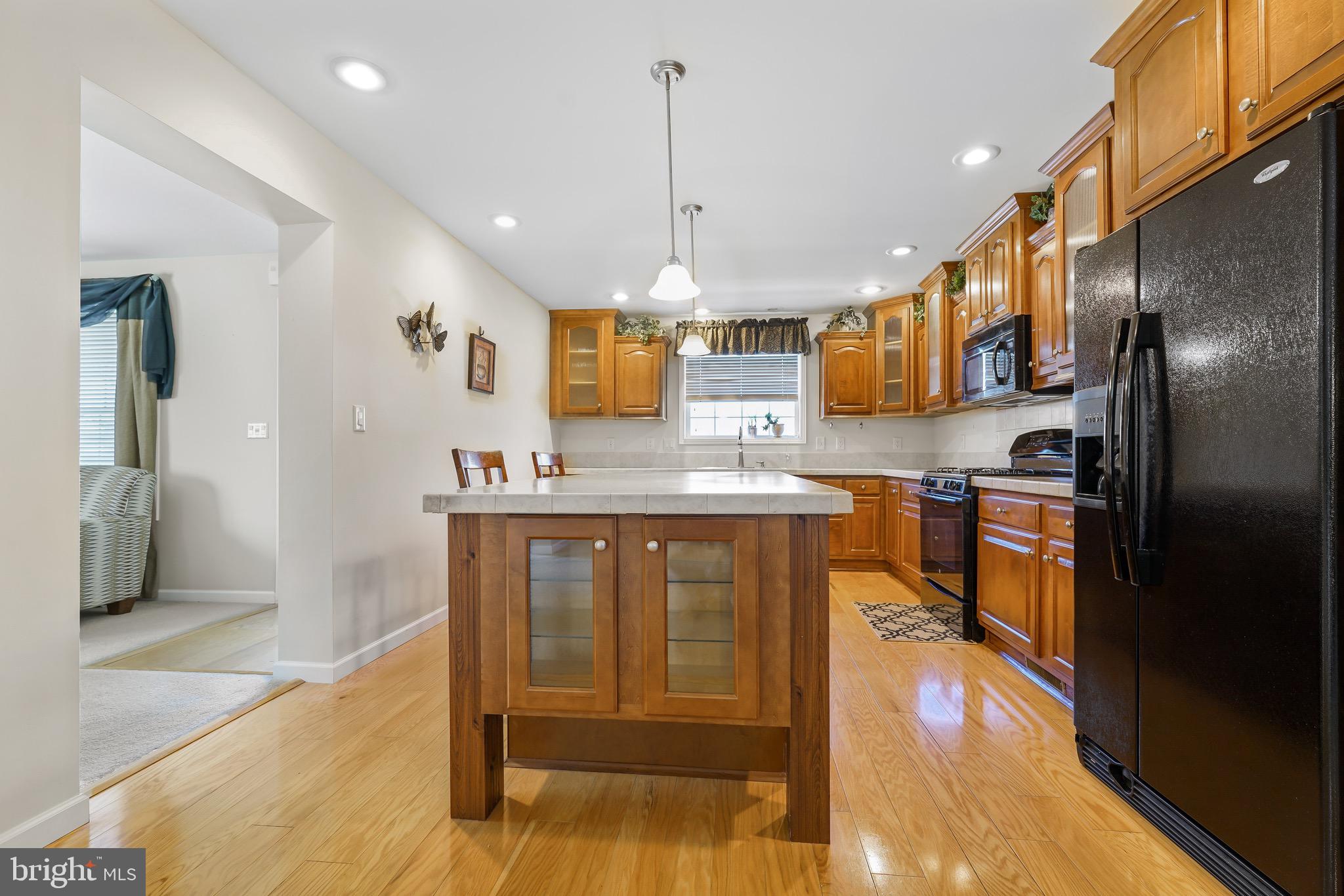 CECIL WOODS - Residential