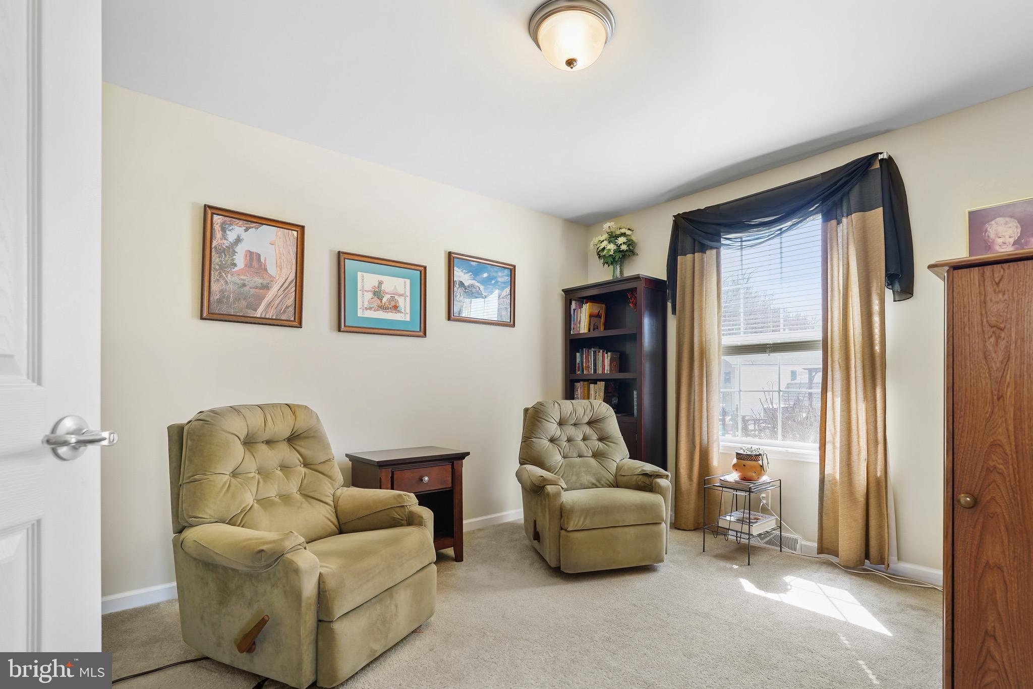 CECIL WOODS - Residential