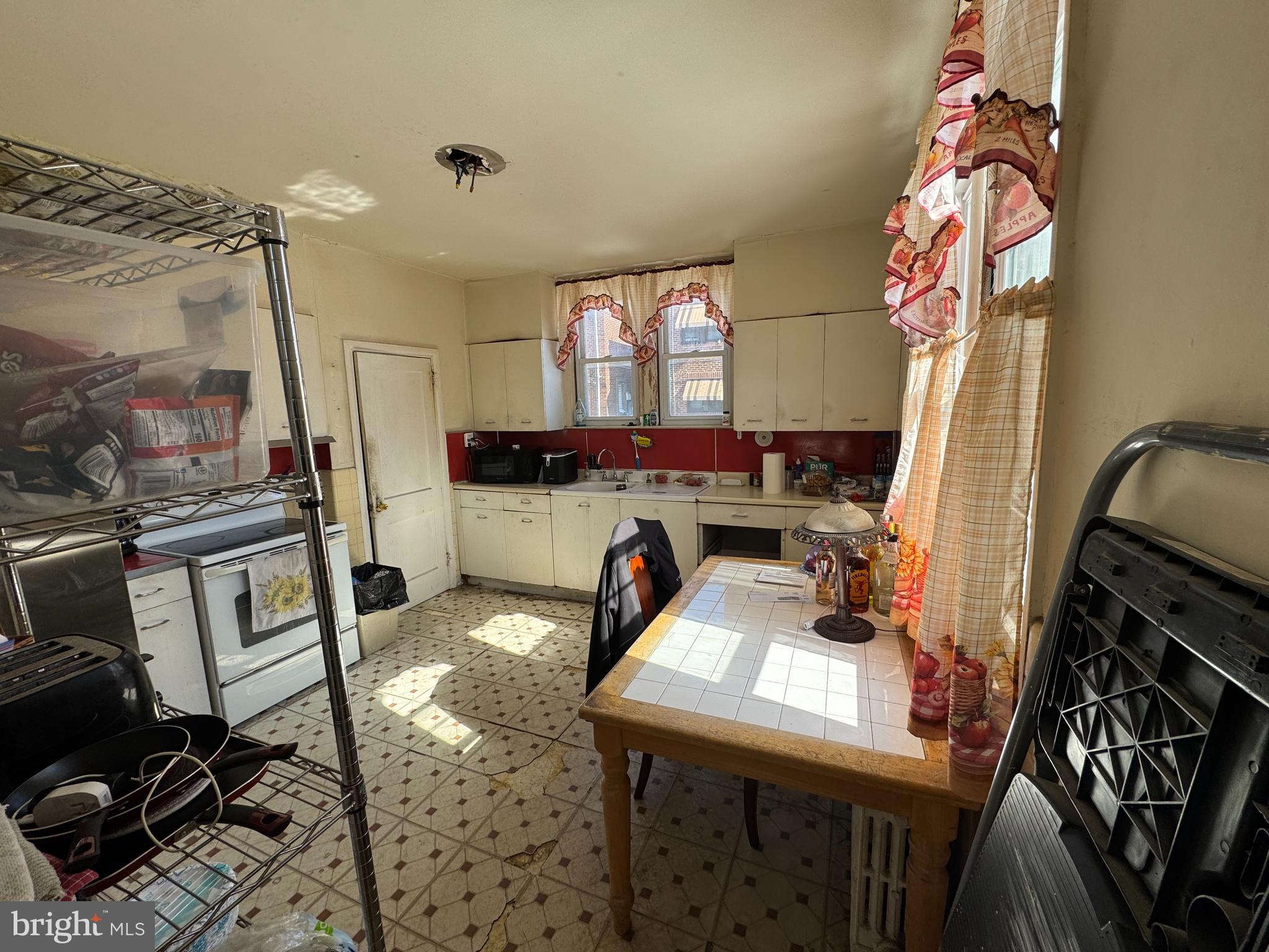 MAYFAIR - Residential