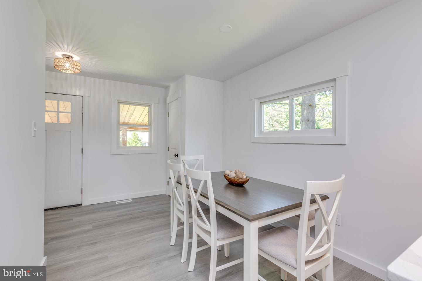 LAKE PINE - Residential