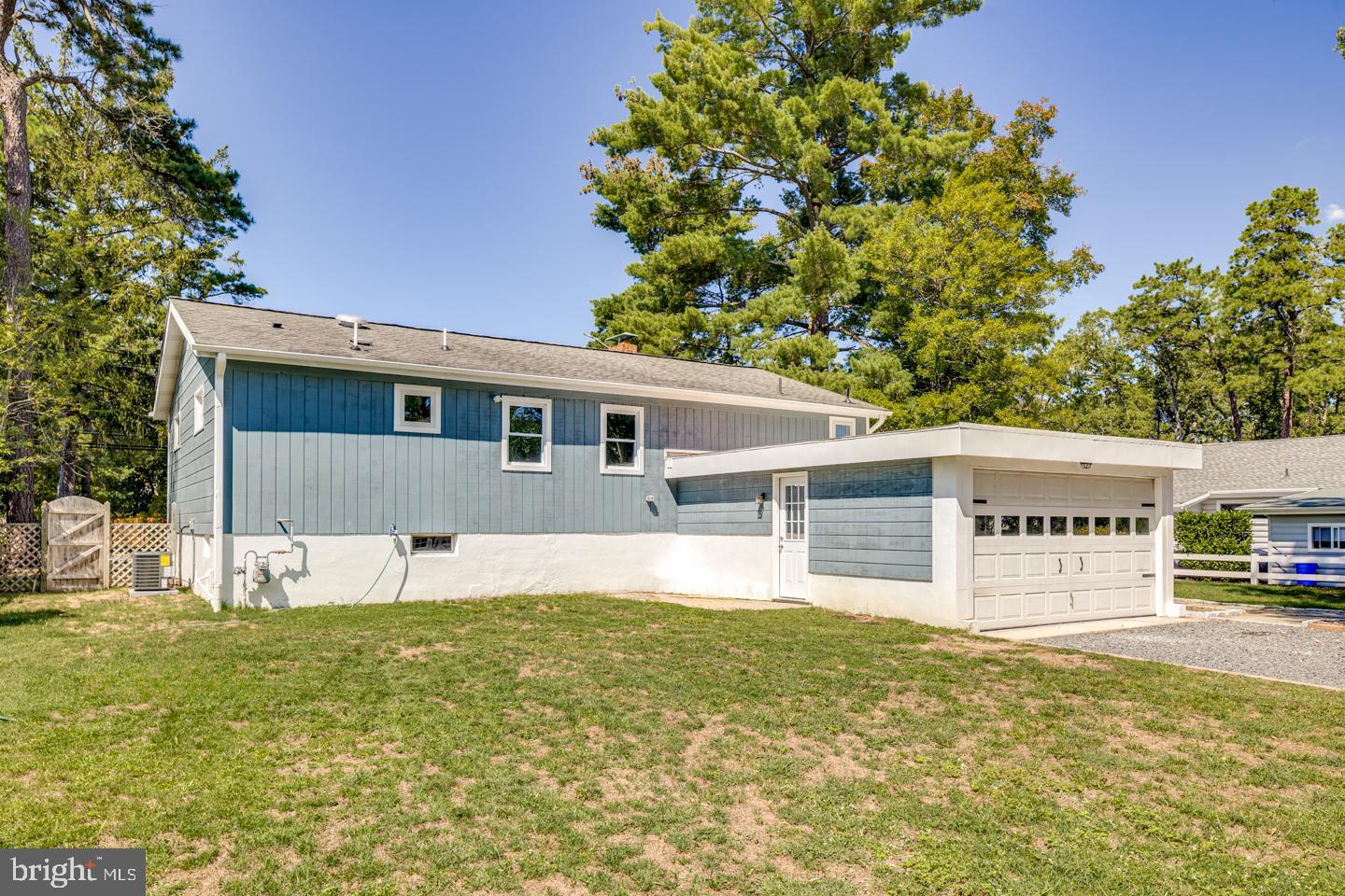 LAKE PINE - Residential