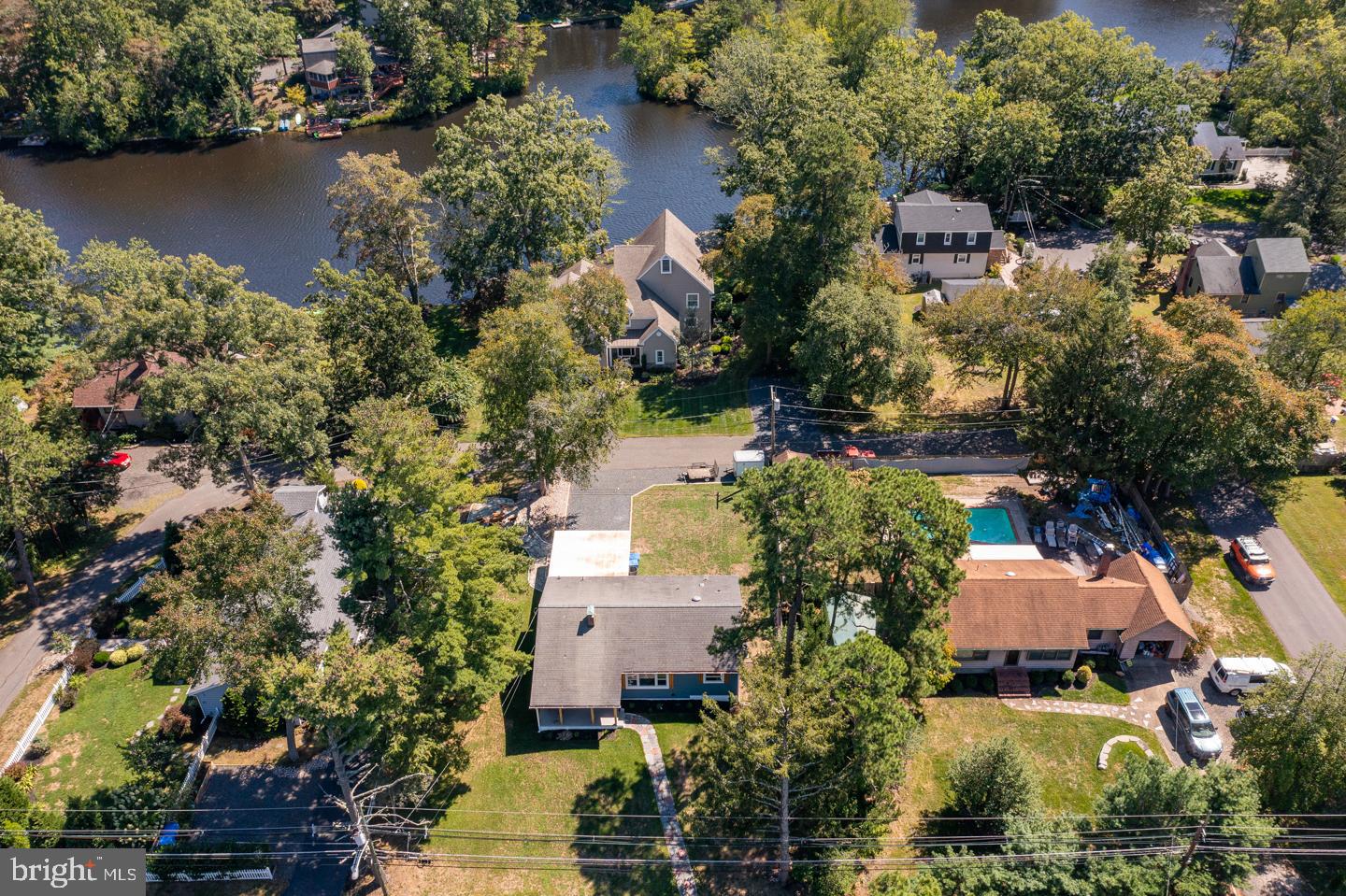LAKE PINE - Residential