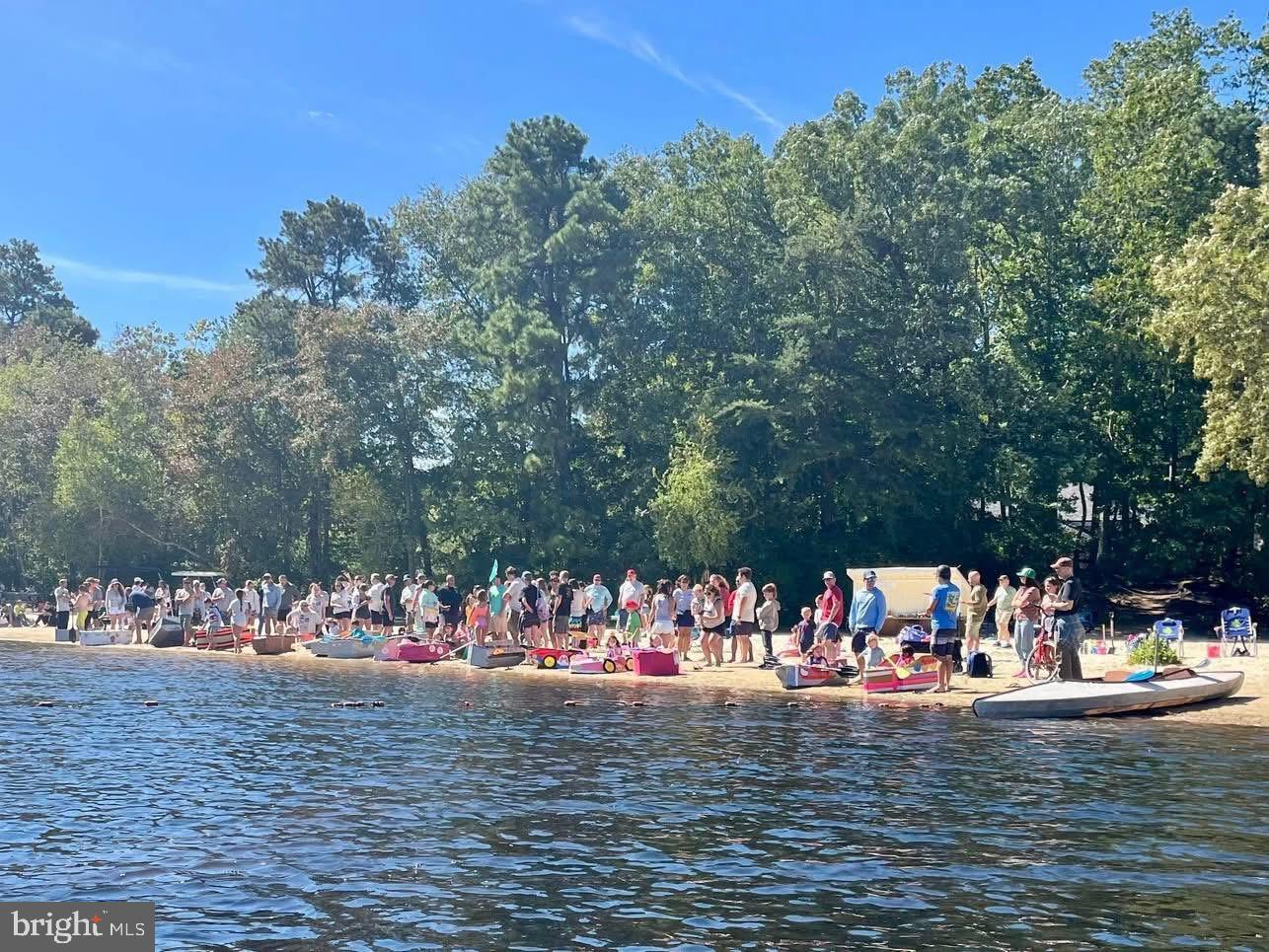 LAKE PINE - Residential