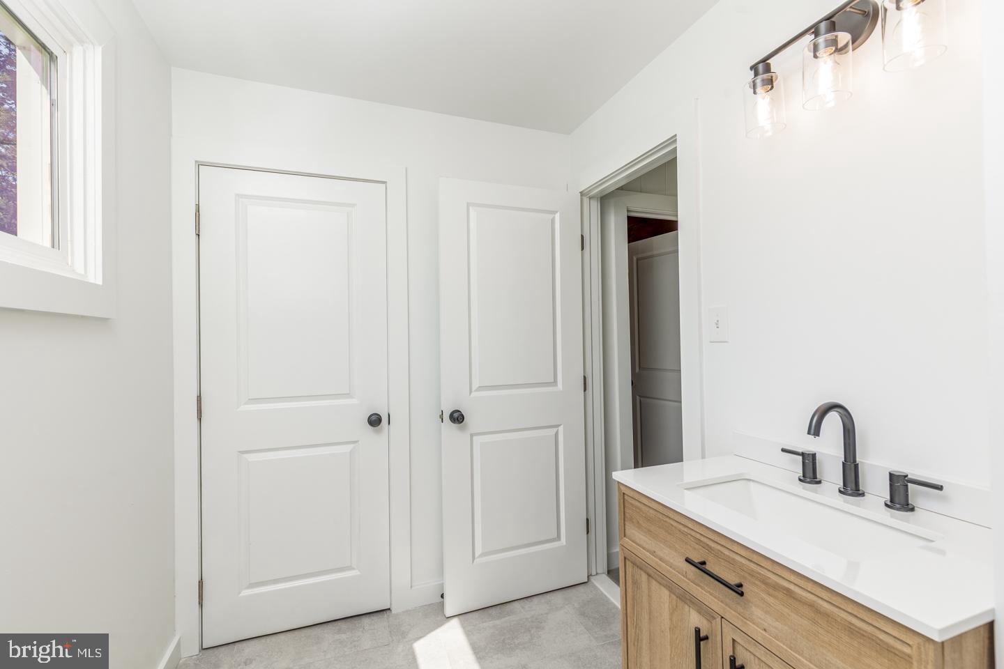 LAKE PINE - Residential