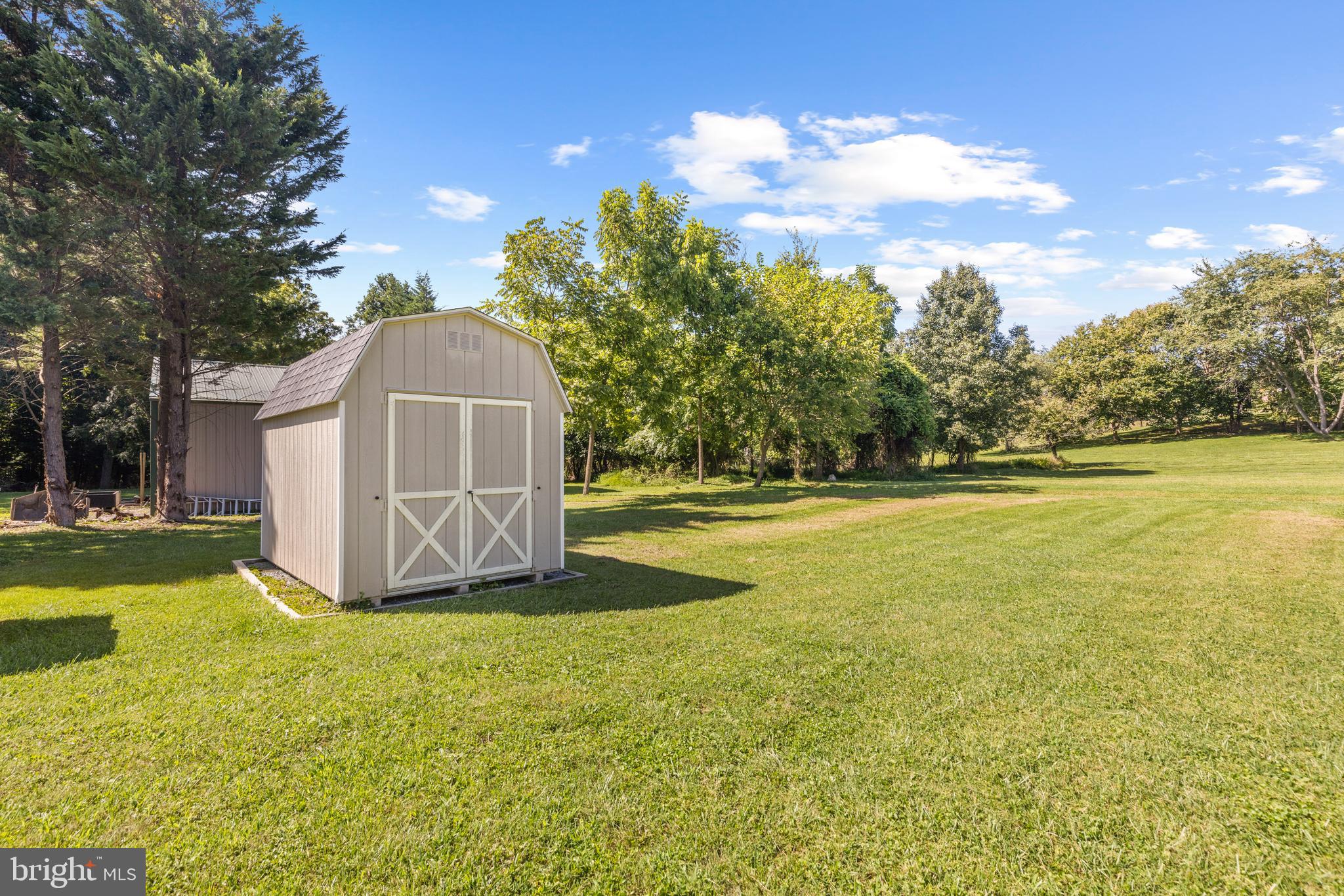 LONDON BRIDGE ESTATES - Residential