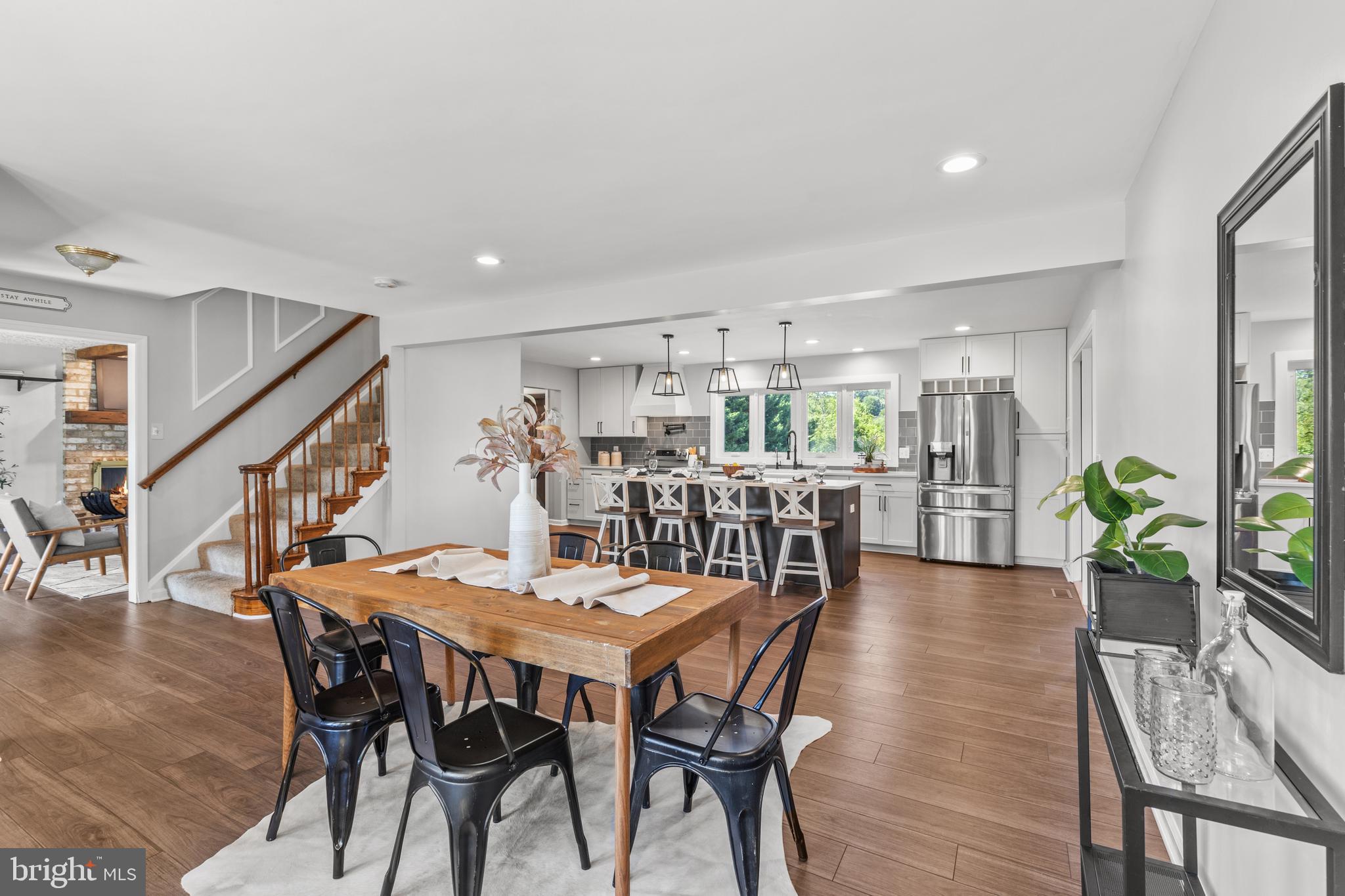 LONDON BRIDGE ESTATES - Residential