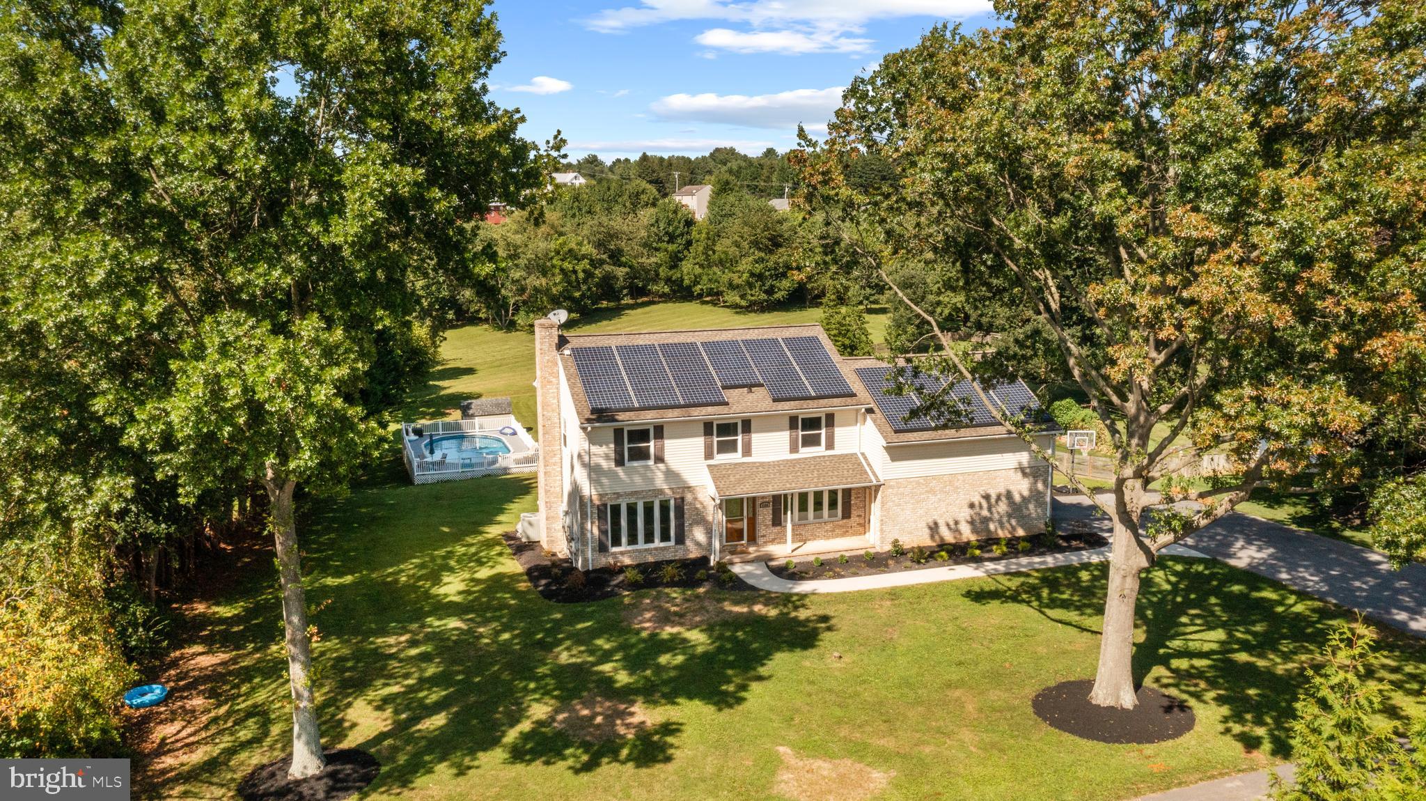 LONDON BRIDGE ESTATES - Residential