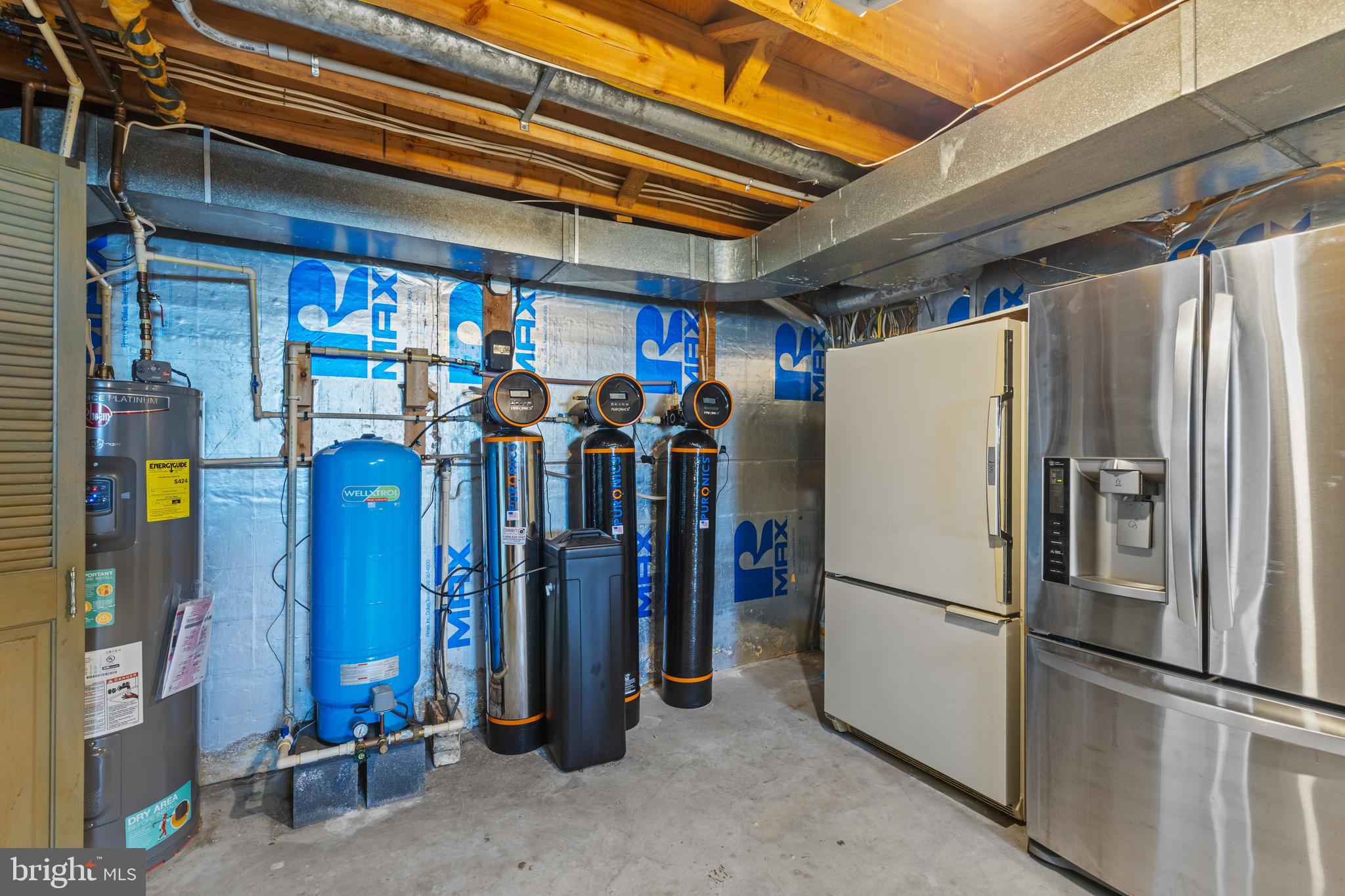 LONDON BRIDGE ESTATES - Residential