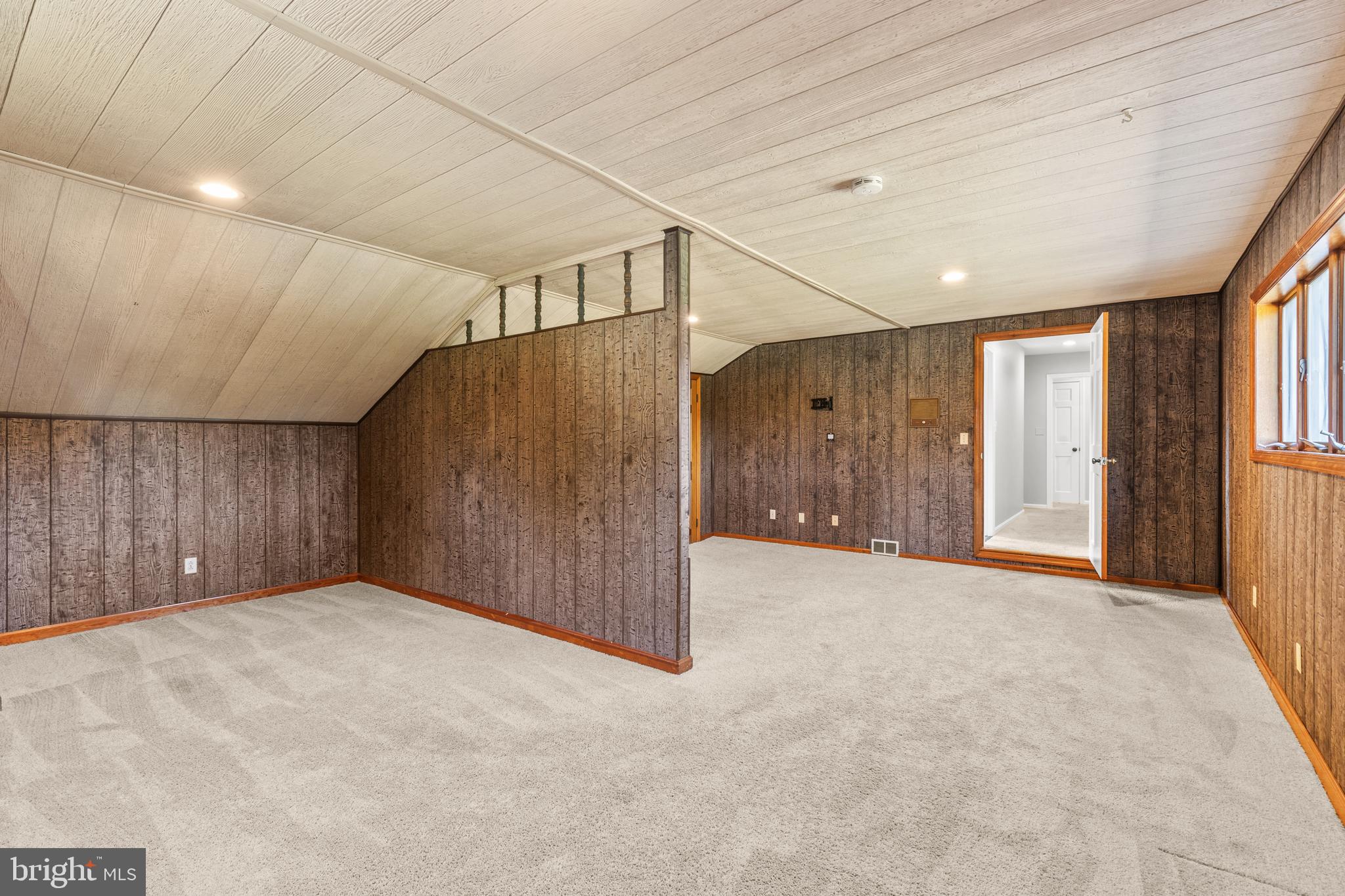 LONDON BRIDGE ESTATES - Residential