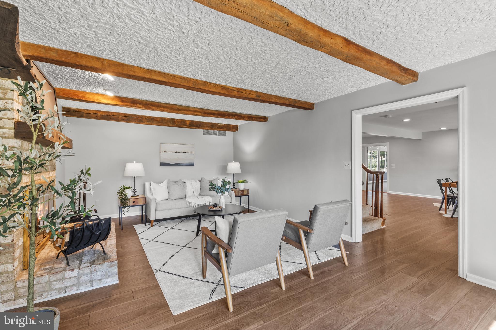 LONDON BRIDGE ESTATES - Residential