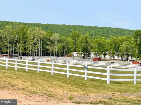 Tiny photo for 64 Algonquin Drive, HAZLETON, PA 18202 (MLS # PASK2025112)