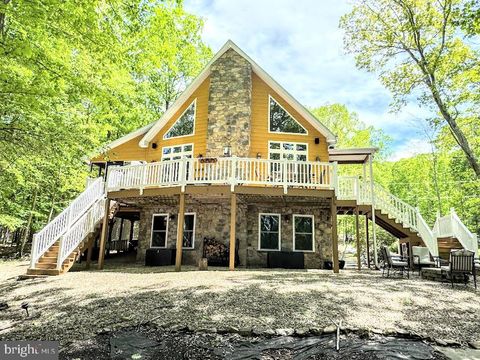 Photo of 64 Algonquin Drive, HAZLETON, PA 18202 (MLS # PASK2025112)