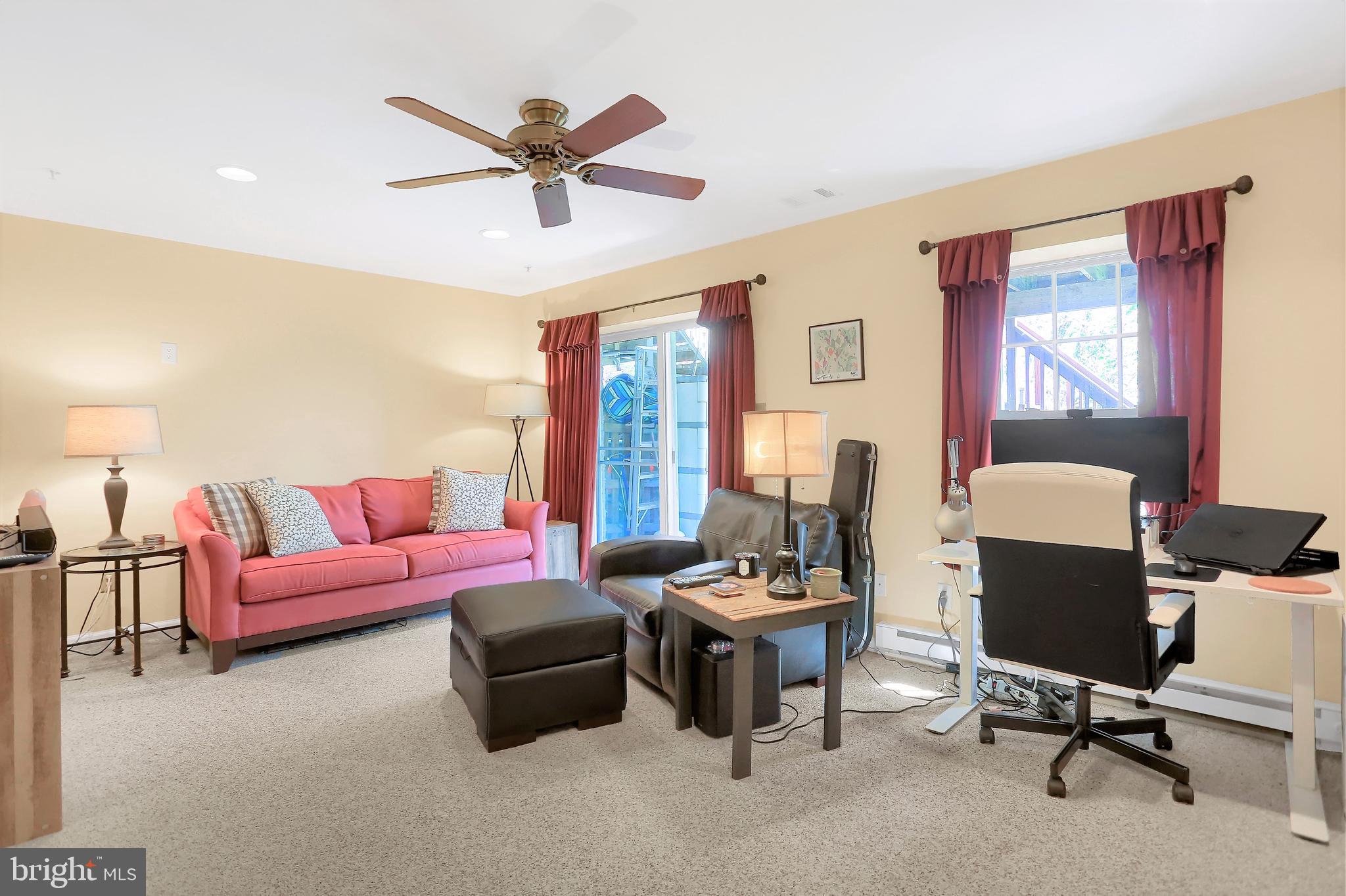 REISTERSTOWN VILLAGE - Residential