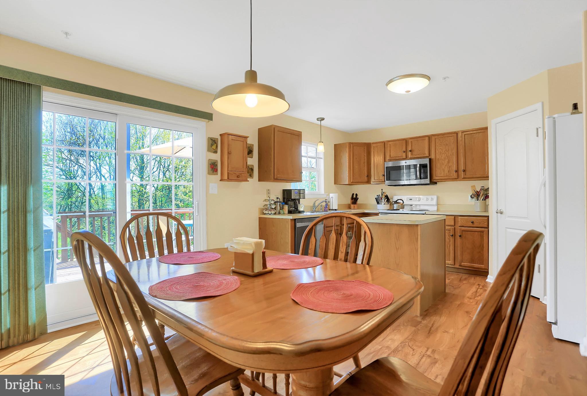 REISTERSTOWN VILLAGE - Residential