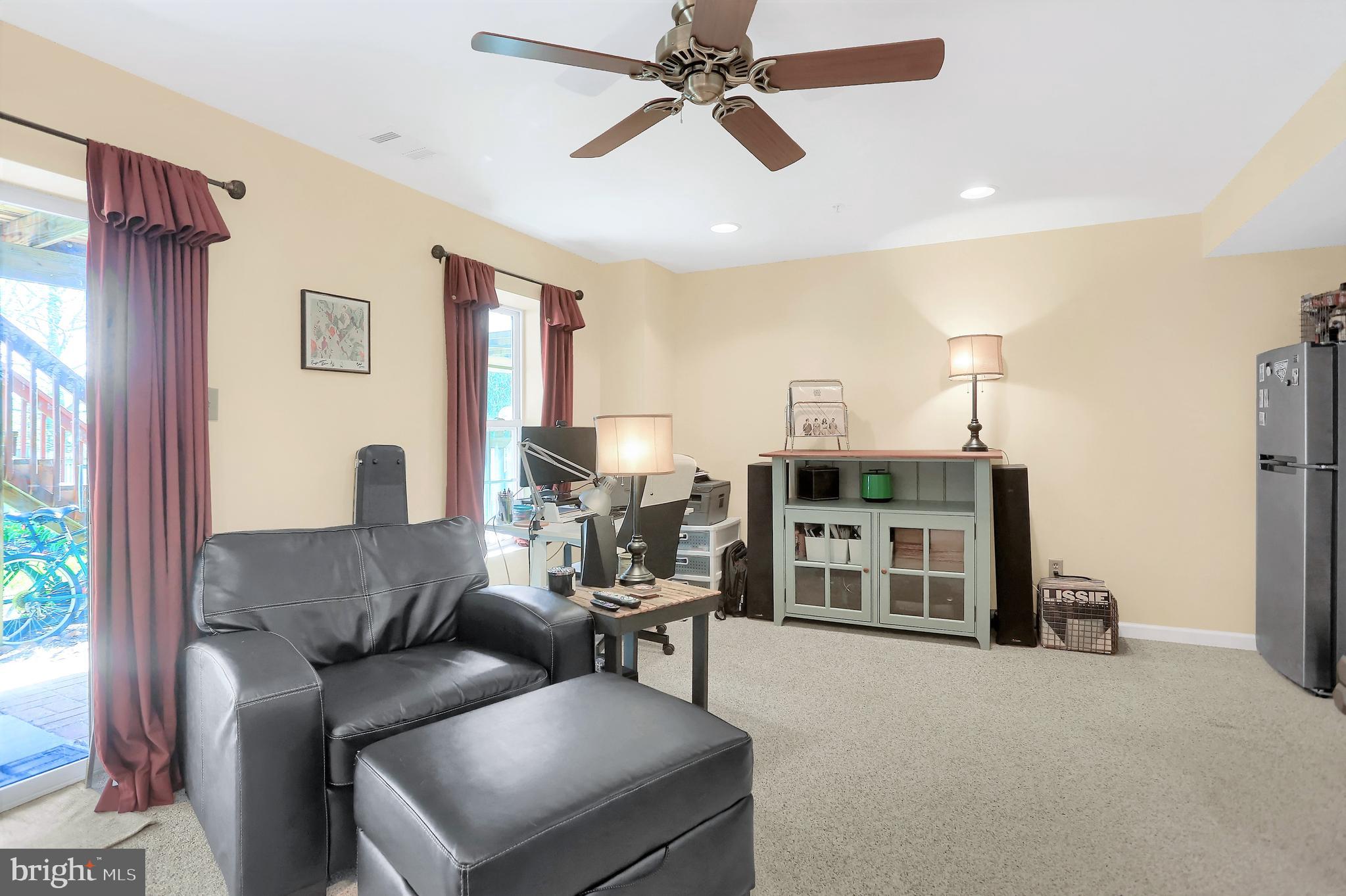 REISTERSTOWN VILLAGE - Residential