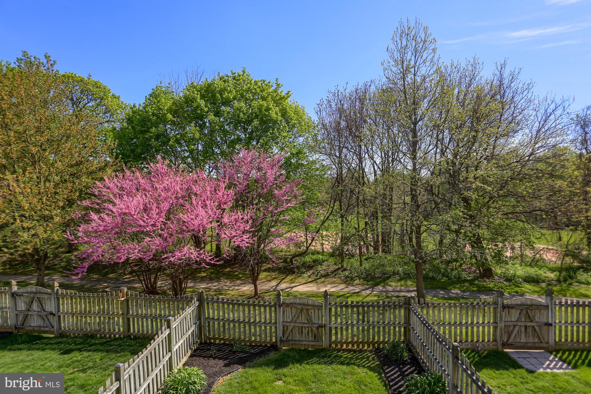 REISTERSTOWN VILLAGE - Residential