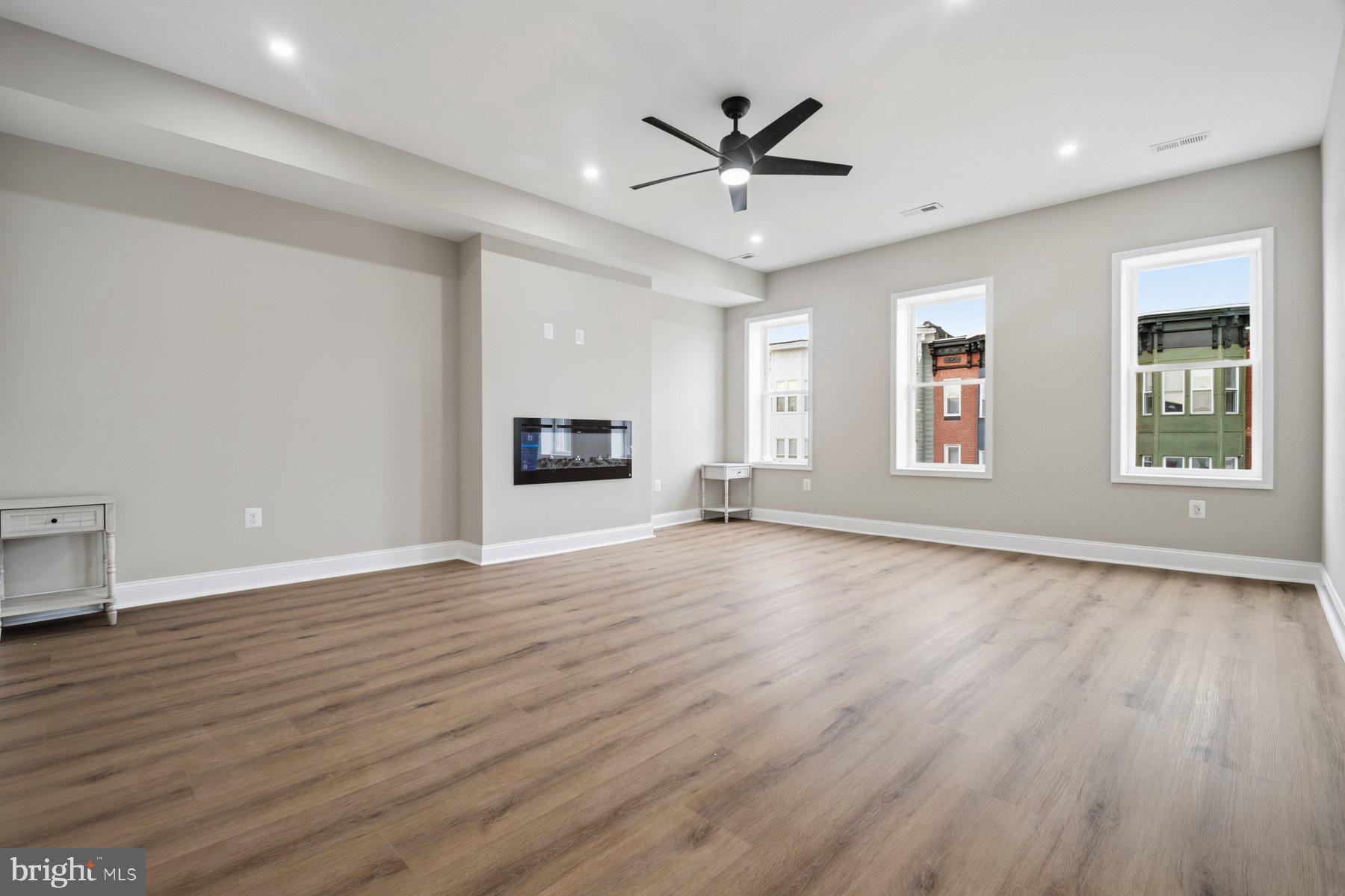 HARLEM PARK - Residential