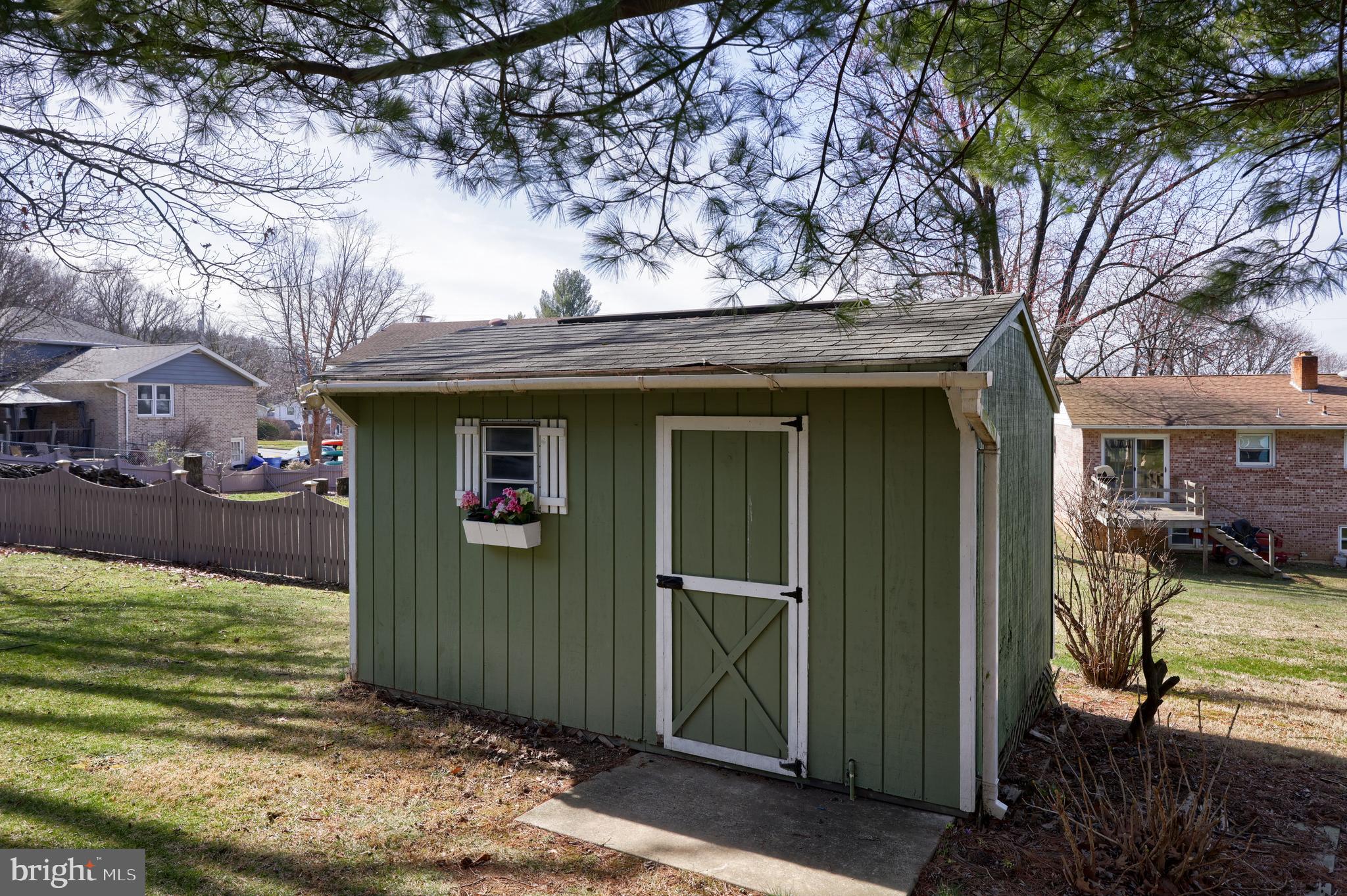HAINES ACRES - Residential