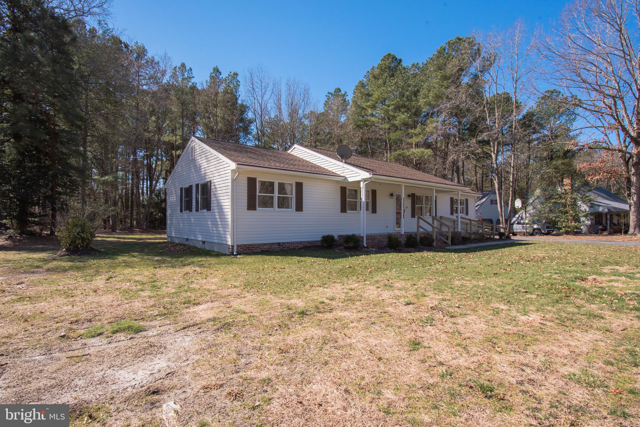 ESSEX RIDGE - Residential