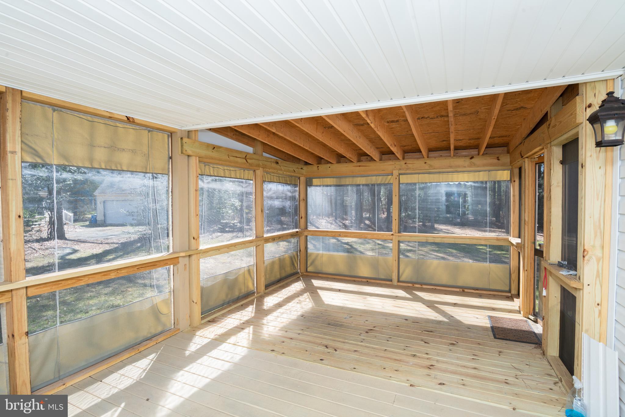 ESSEX RIDGE - Residential