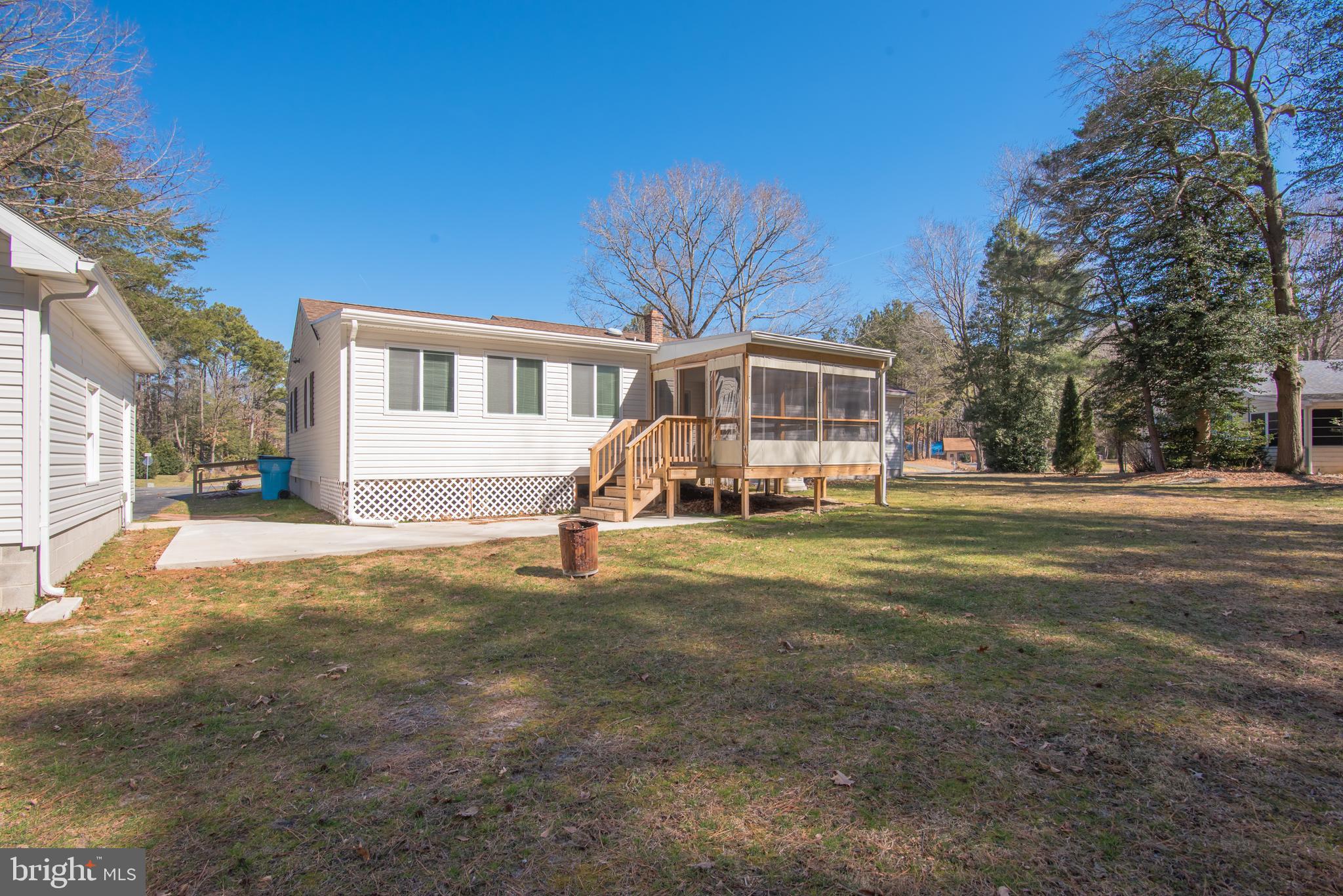 ESSEX RIDGE - Residential