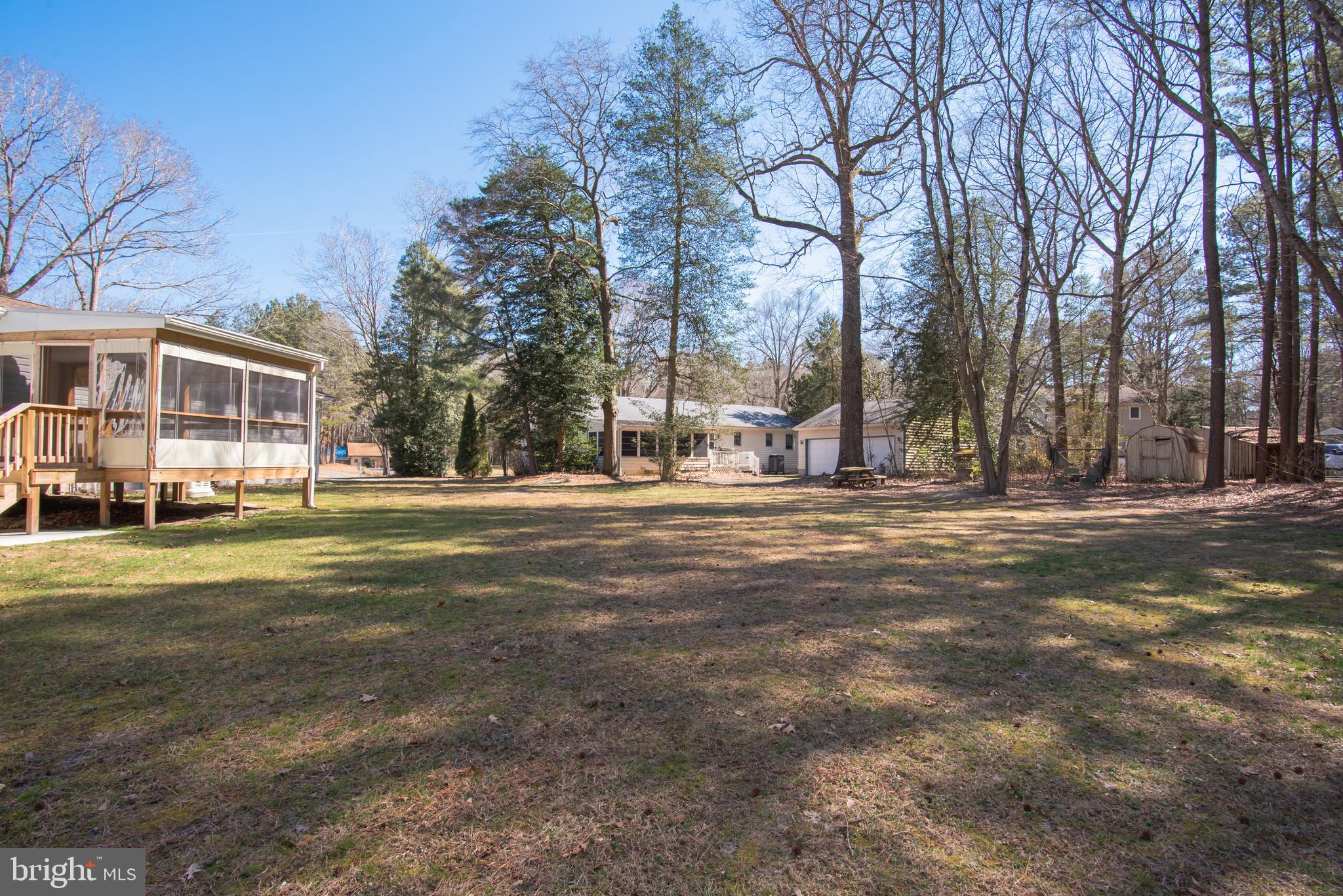 ESSEX RIDGE - Residential