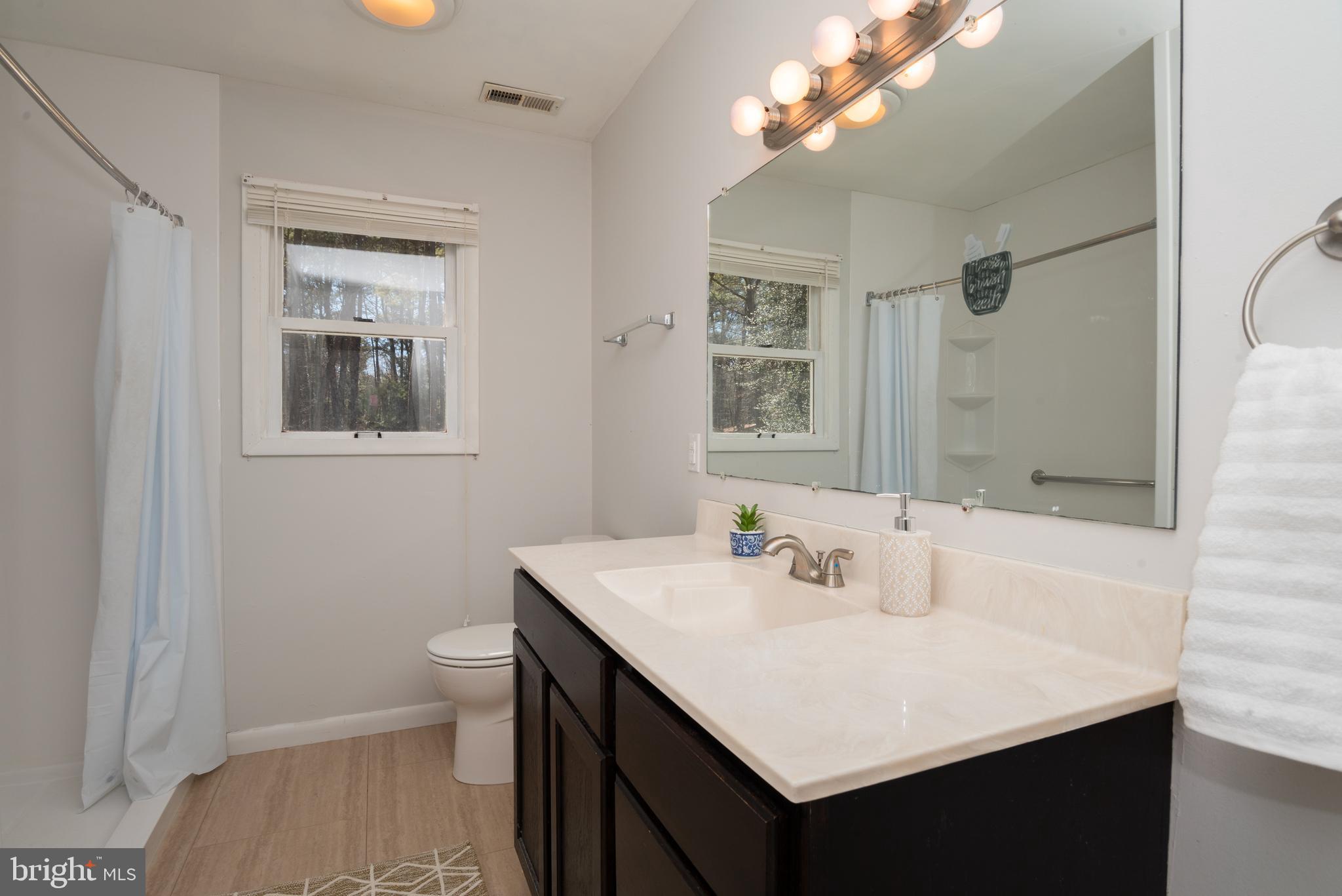 ESSEX RIDGE - Residential