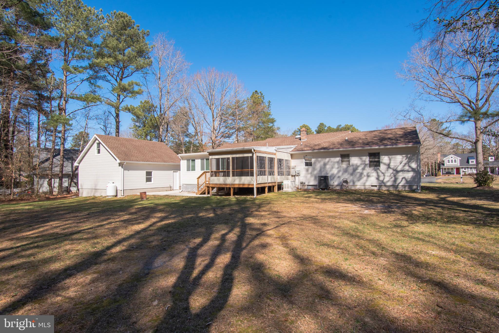 ESSEX RIDGE - Residential