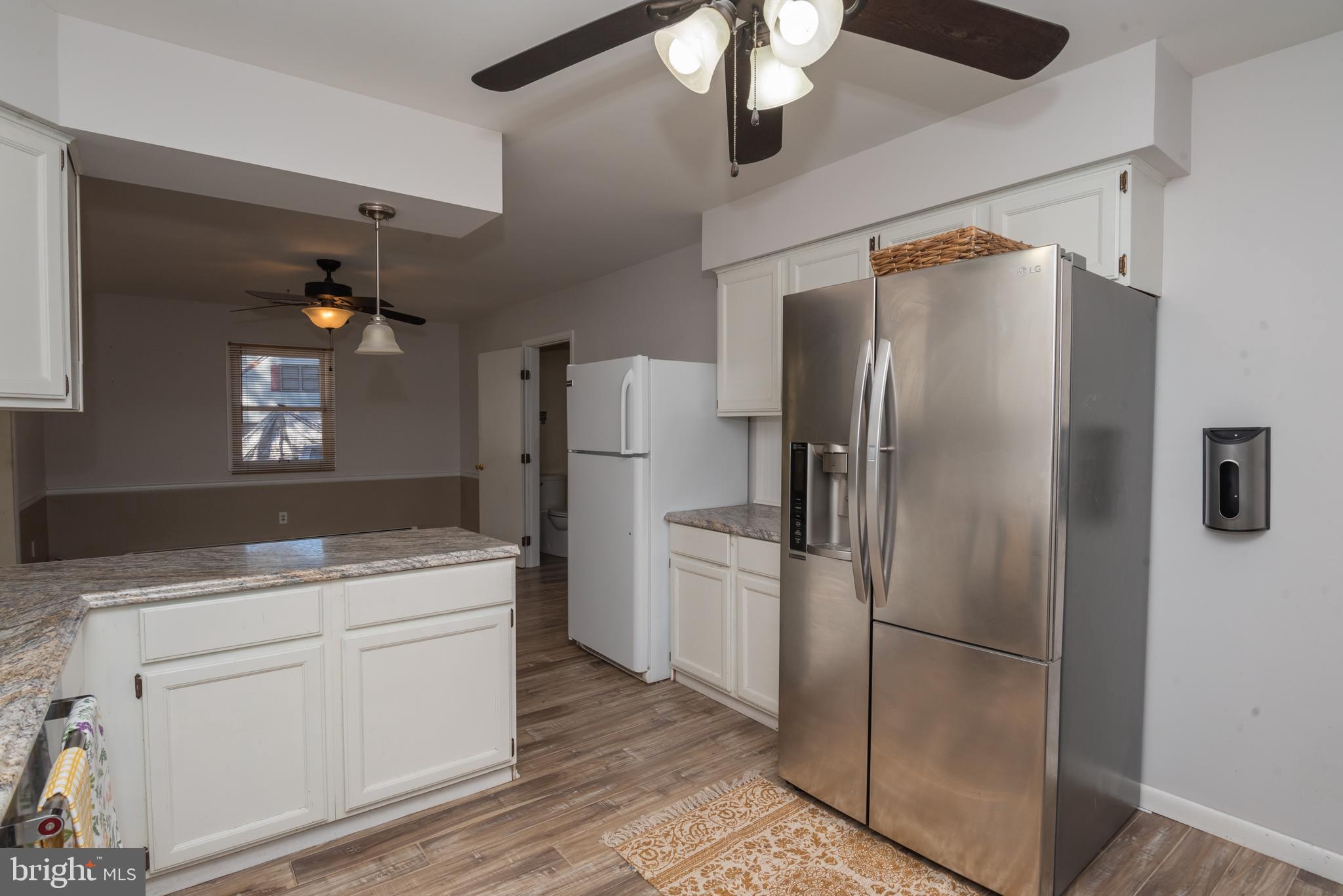 ESSEX RIDGE - Residential