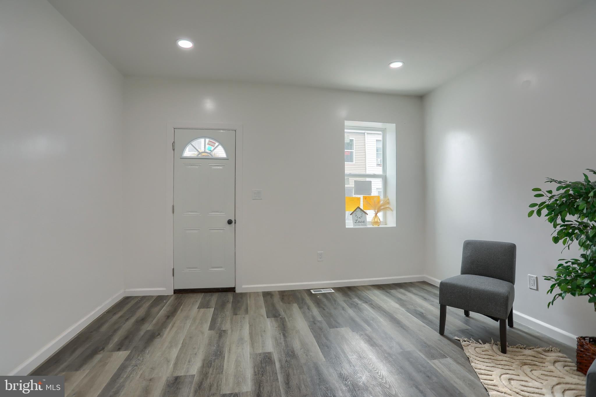 603 DAUPHIN STREET